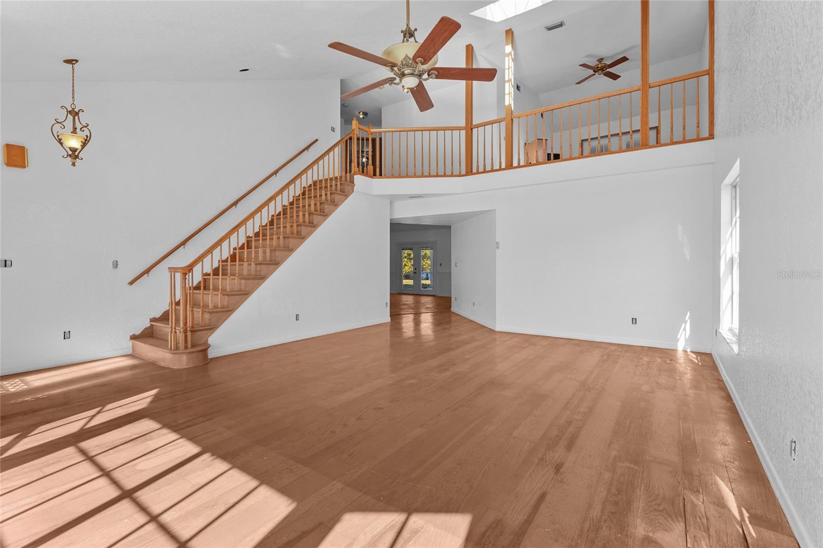 Image 10 of 68 For 23240 Fullerton Avenue