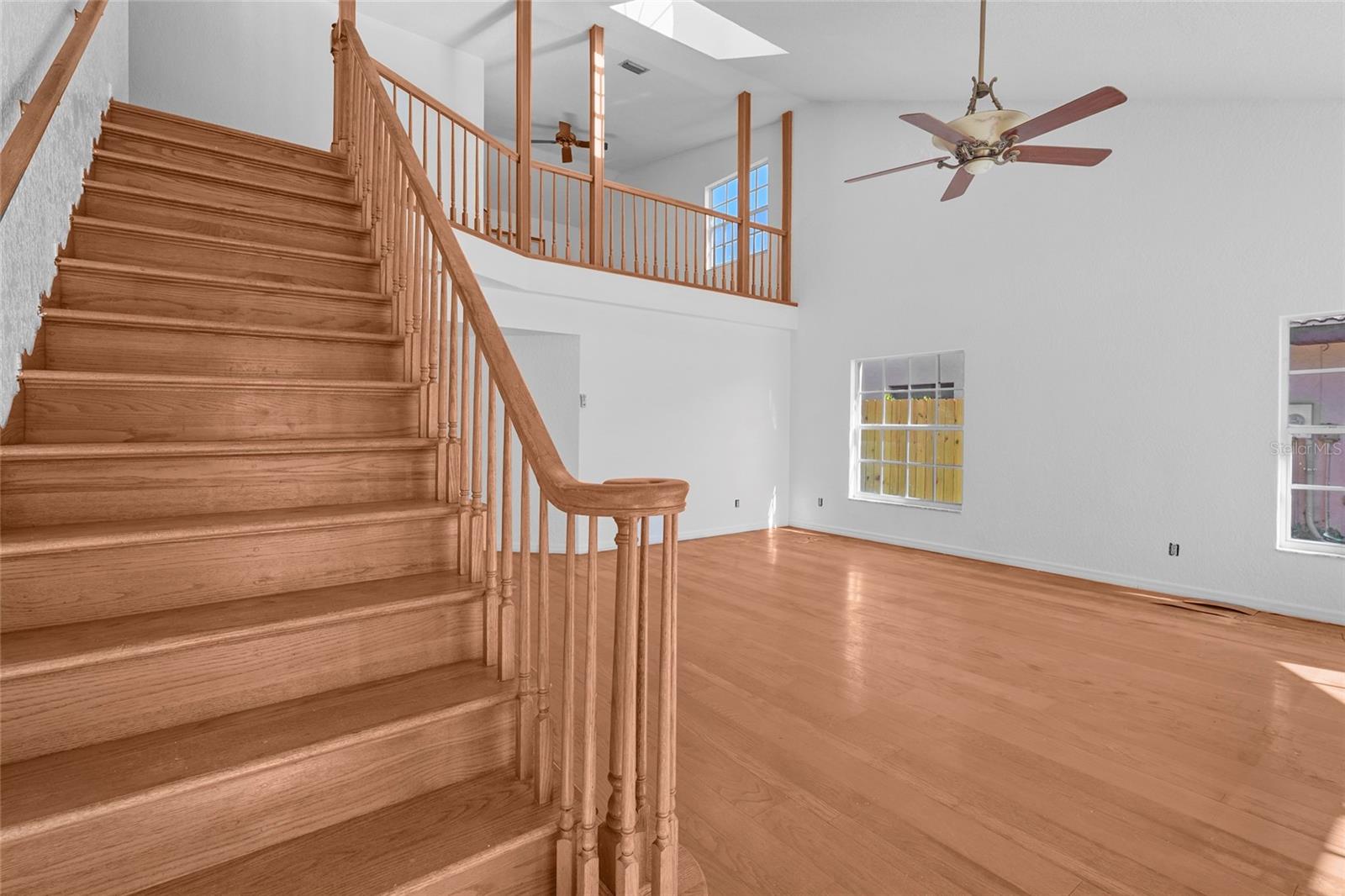 Image 13 of 68 For 23240 Fullerton Avenue