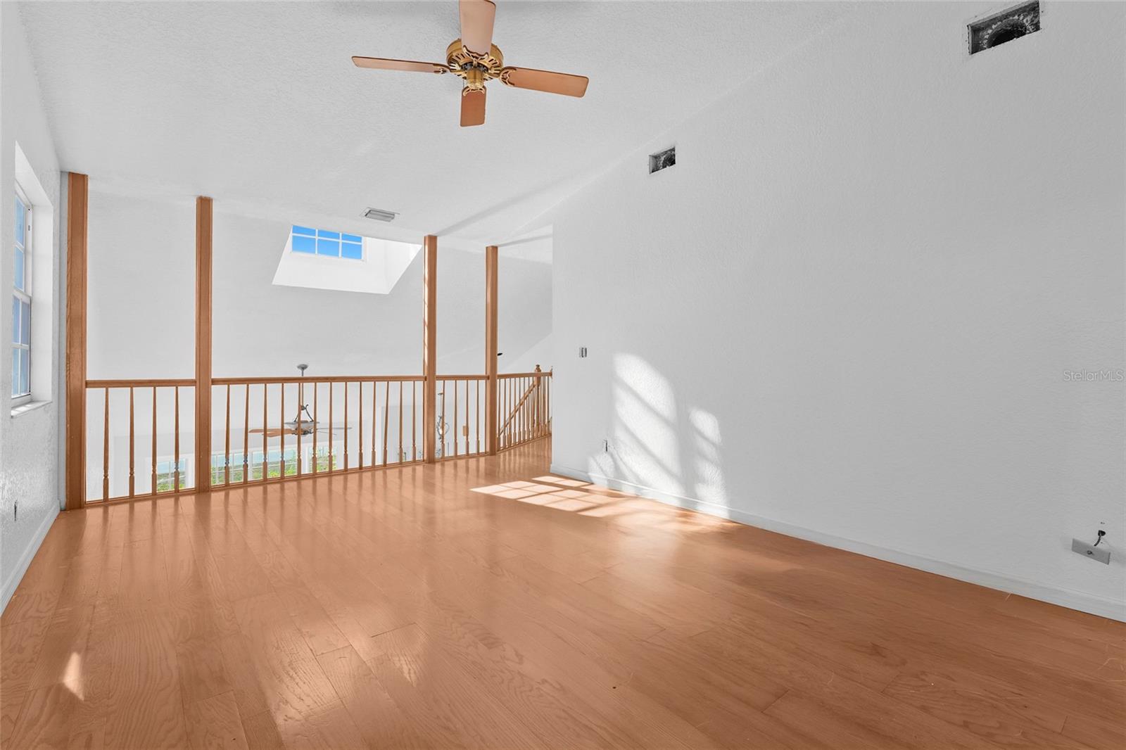 Image 15 of 68 For 23240 Fullerton Avenue