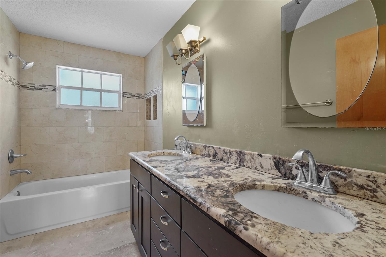 Image 25 of 68 For 23240 Fullerton Avenue