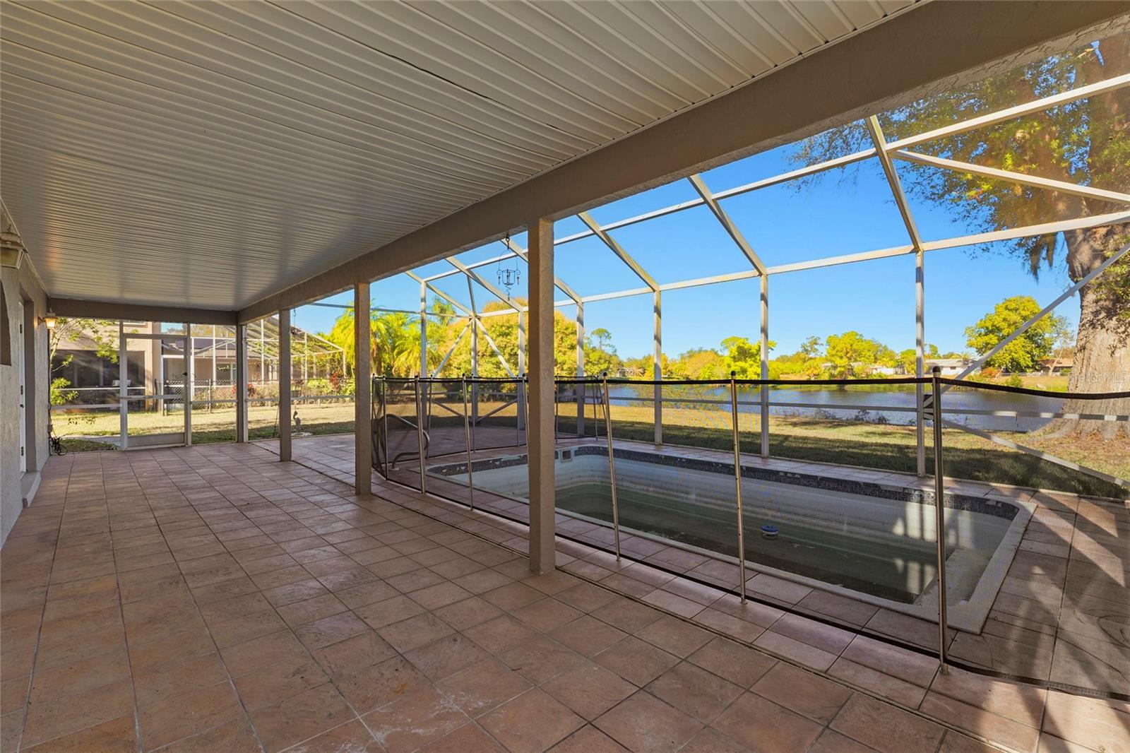 Image 37 of 68 For 23240 Fullerton Avenue