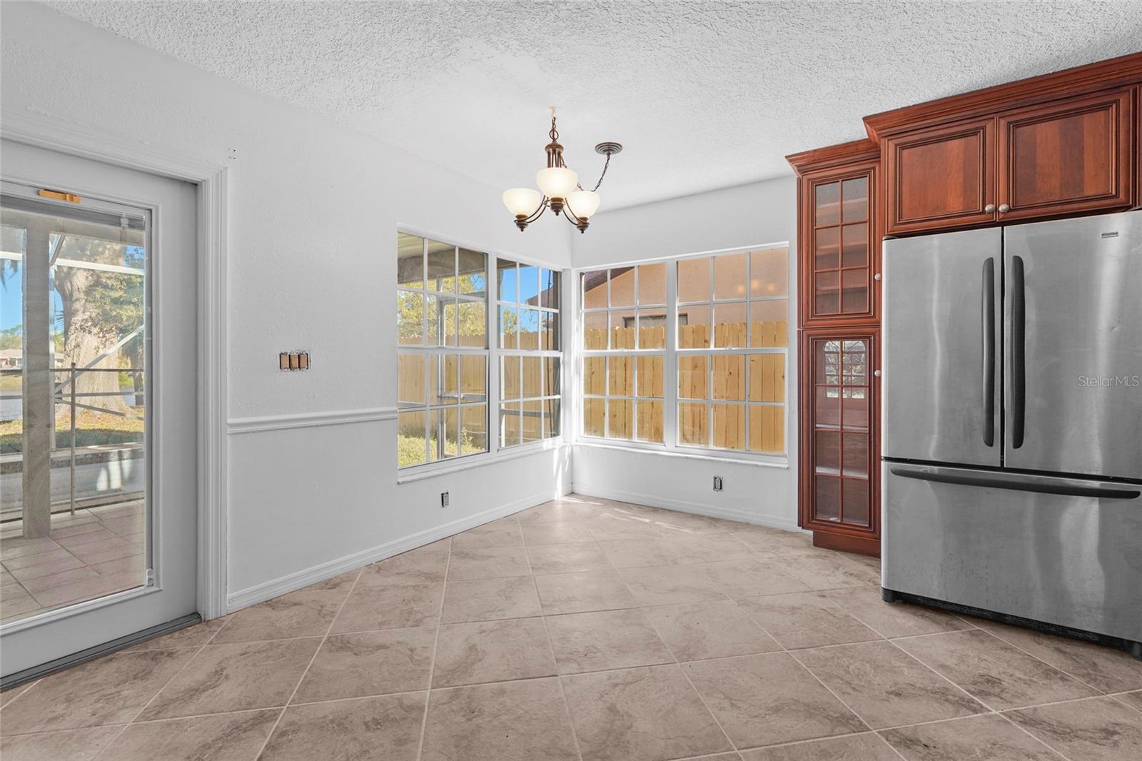 Image 6 of 68 For 23240 Fullerton Avenue