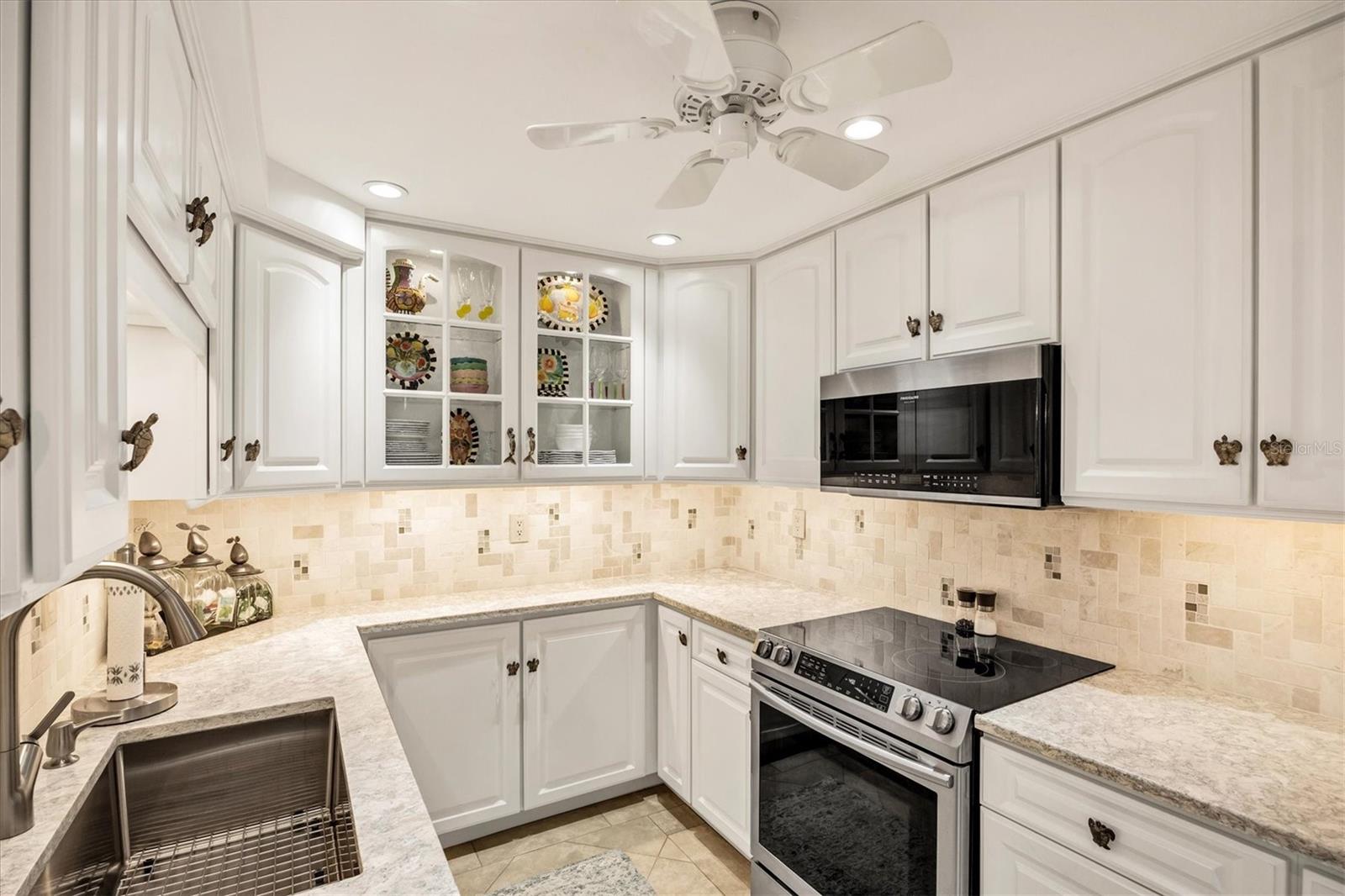 Image 18 of 49 For 4485 Gulf Of Mexico Drive 804