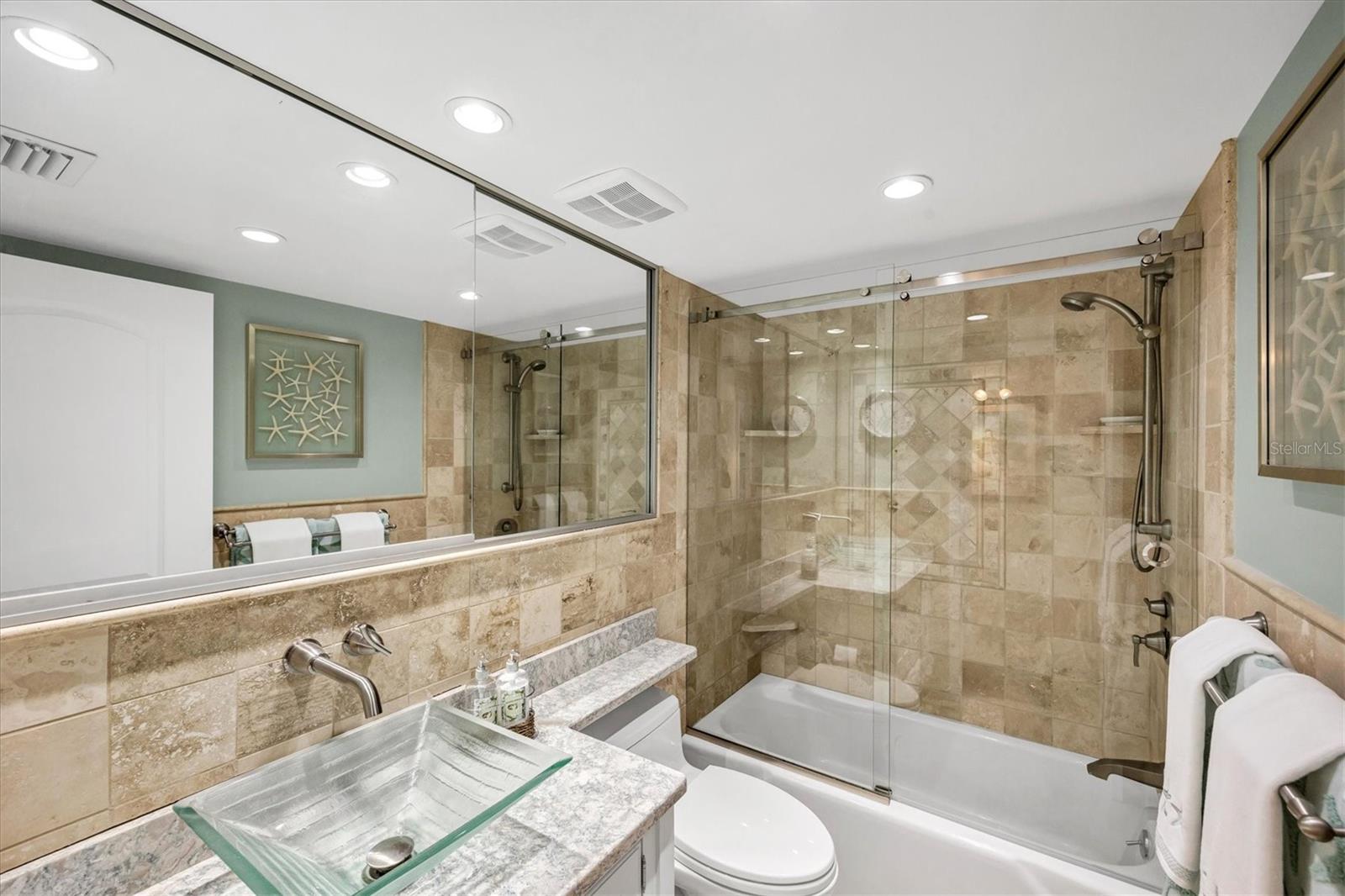 Image 26 of 49 For 4485 Gulf Of Mexico Drive 804