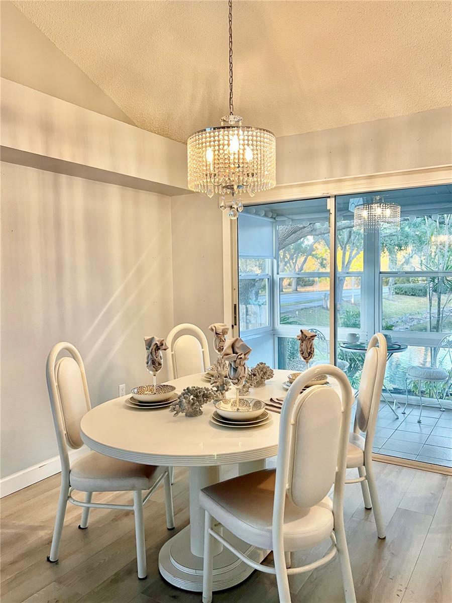 Image 21 of 62 For 7801 Ontario Street Circle