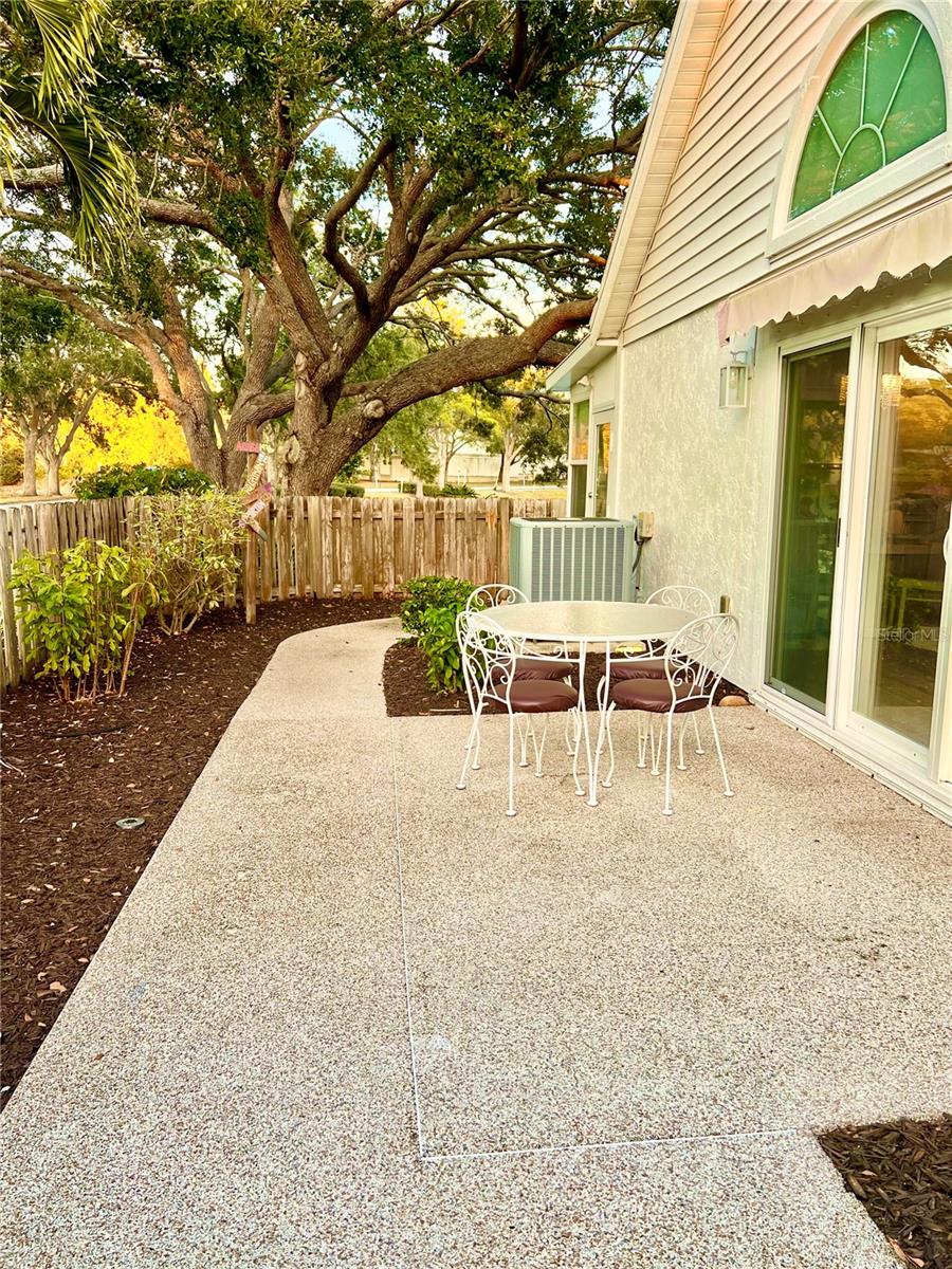 Image 35 of 62 For 7801 Ontario Street Circle