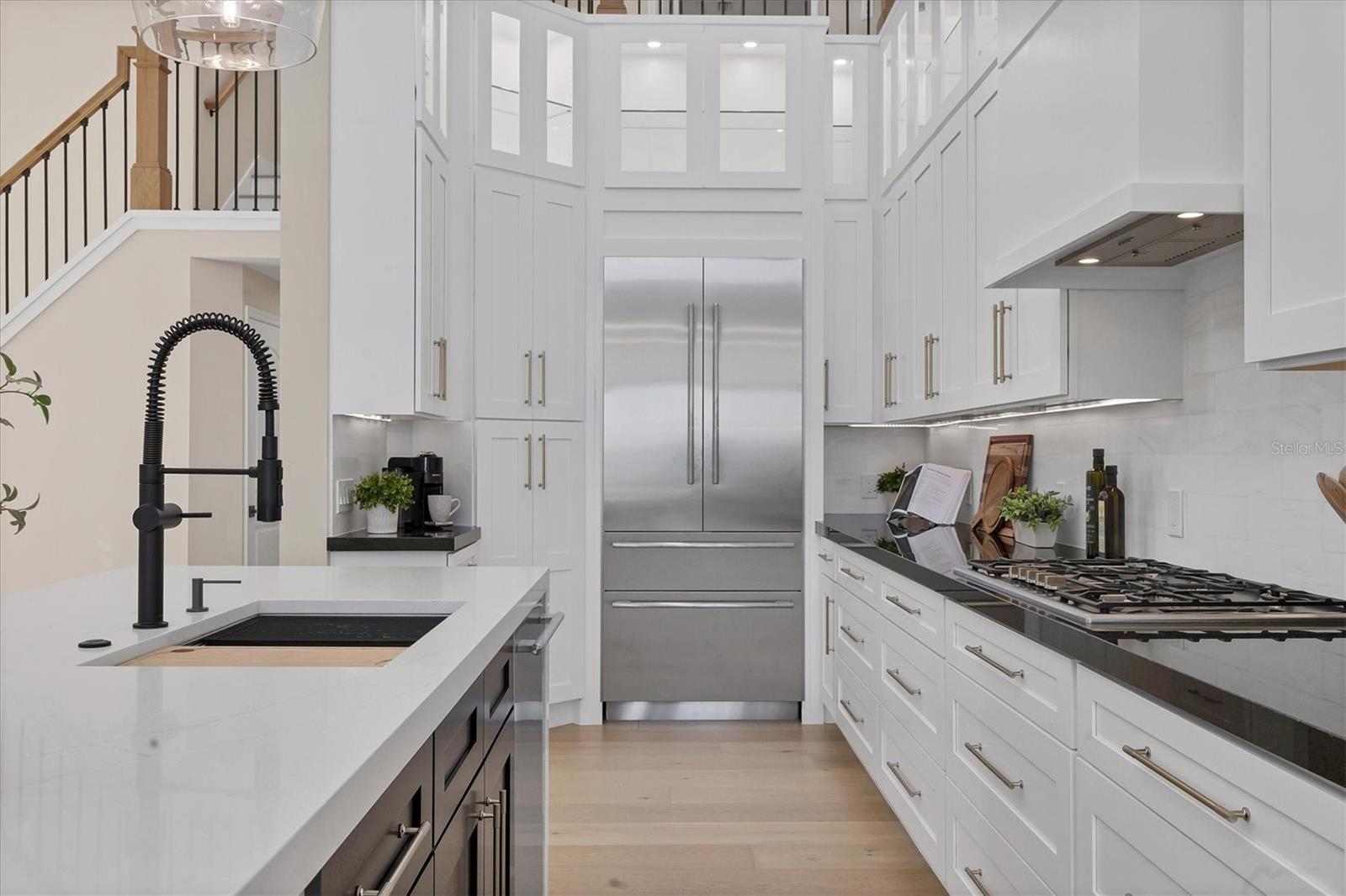 Image 20 of 82 For 3540 Mistletoe Lane