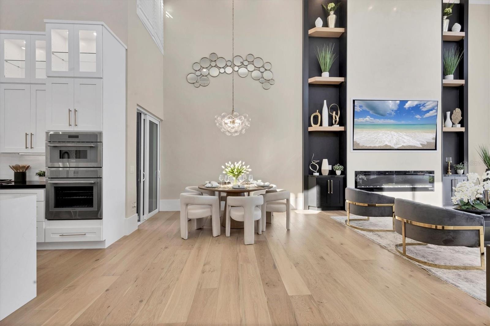 Image 24 of 82 For 3540 Mistletoe Lane