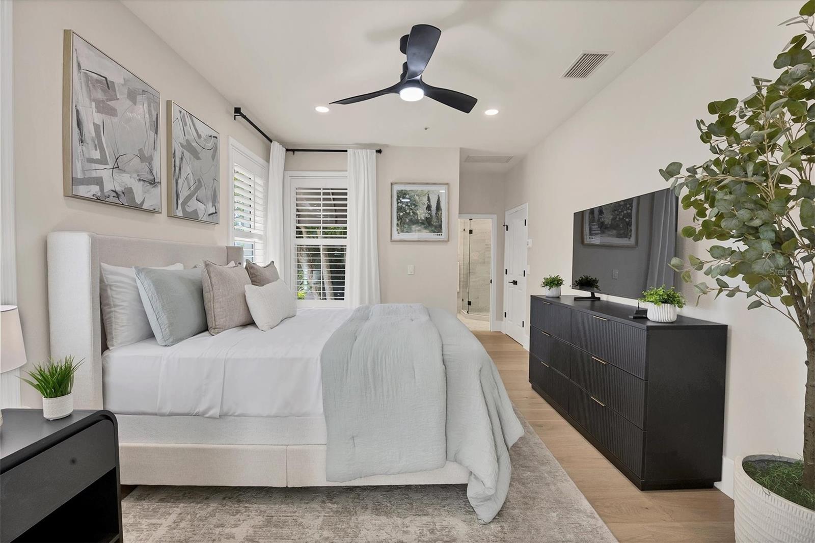 Image 36 of 82 For 3540 Mistletoe Lane