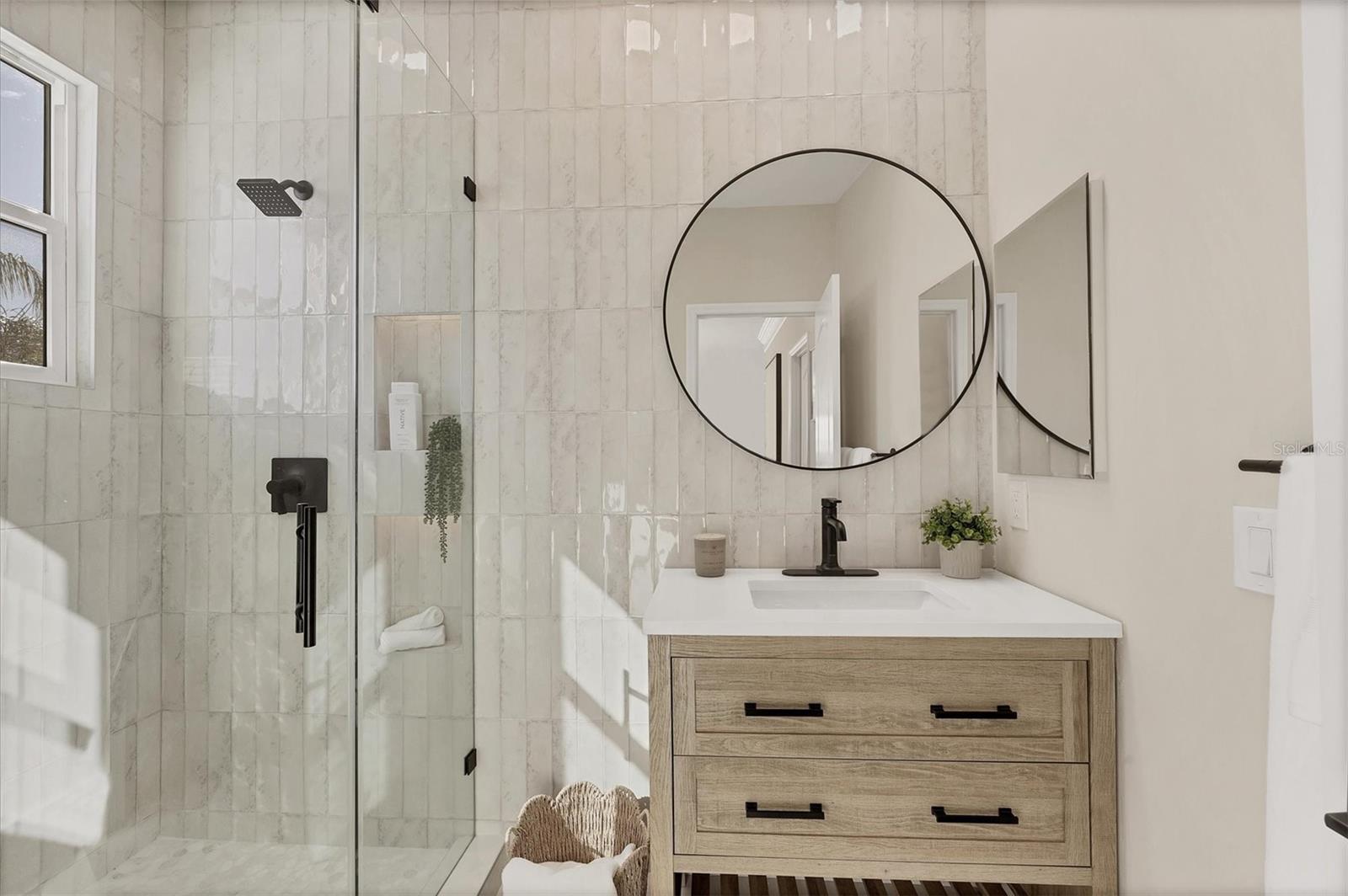 Image 37 of 82 For 3540 Mistletoe Lane