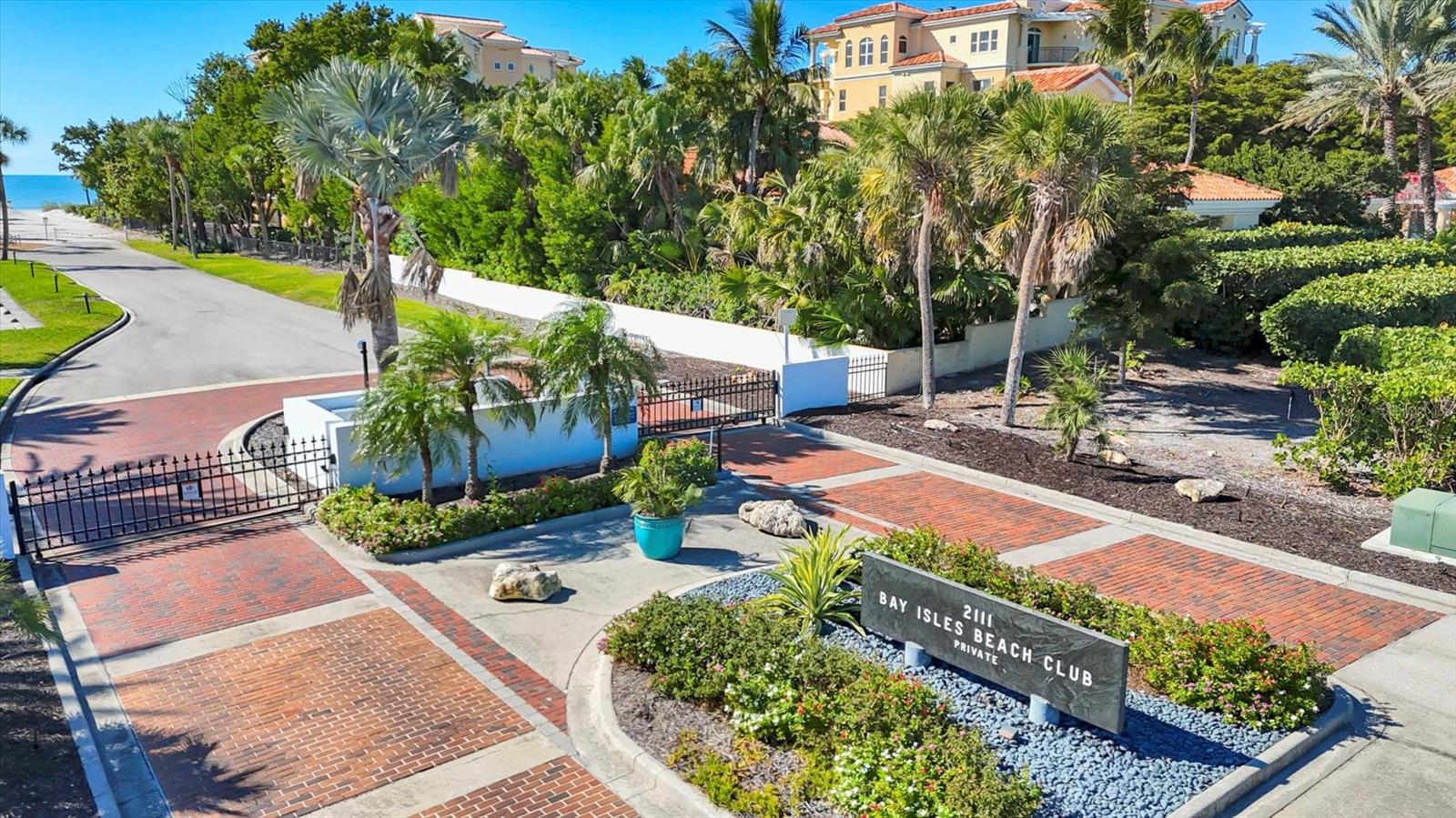 Image 56 of 82 For 3540 Mistletoe Lane