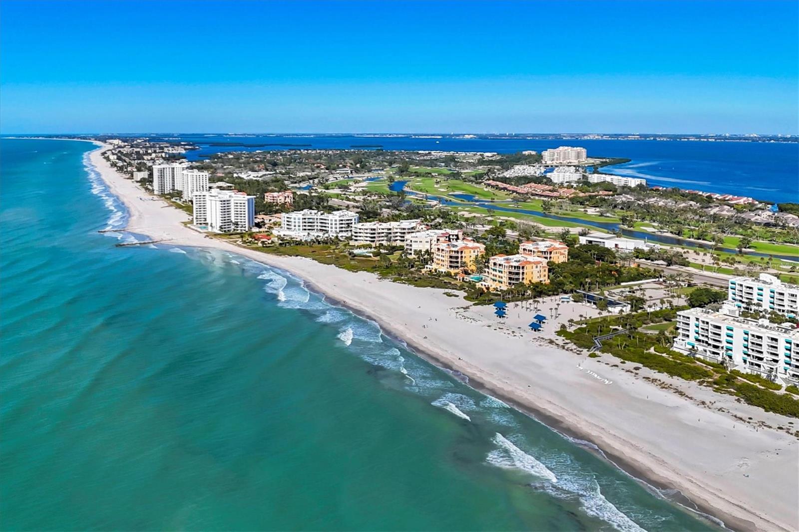 Image 76 of 82 For 3540 Mistletoe Lane