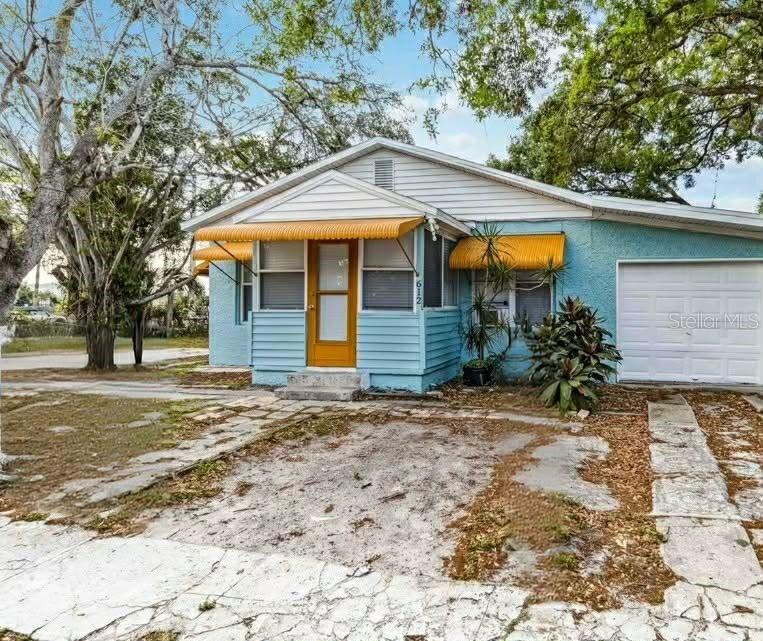 Image 2 of 29 For 612 5th Avenue Drive E