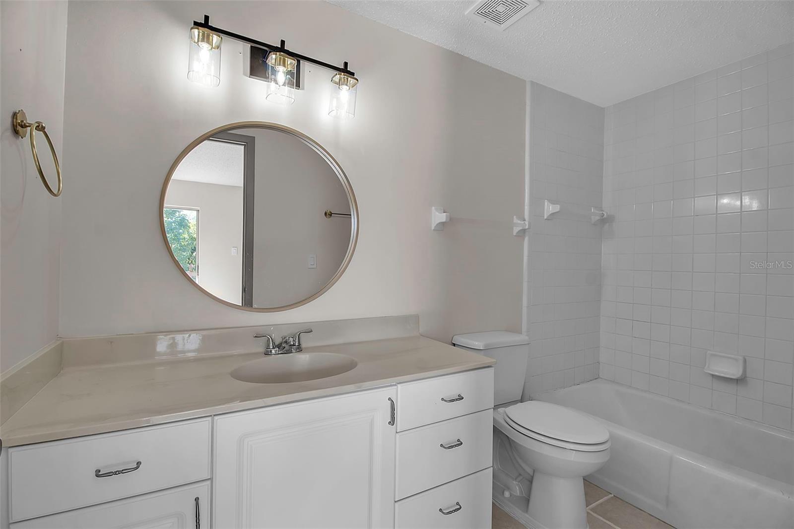 Image 23 of 43 For 3212 Ramblewood Drive N 3212