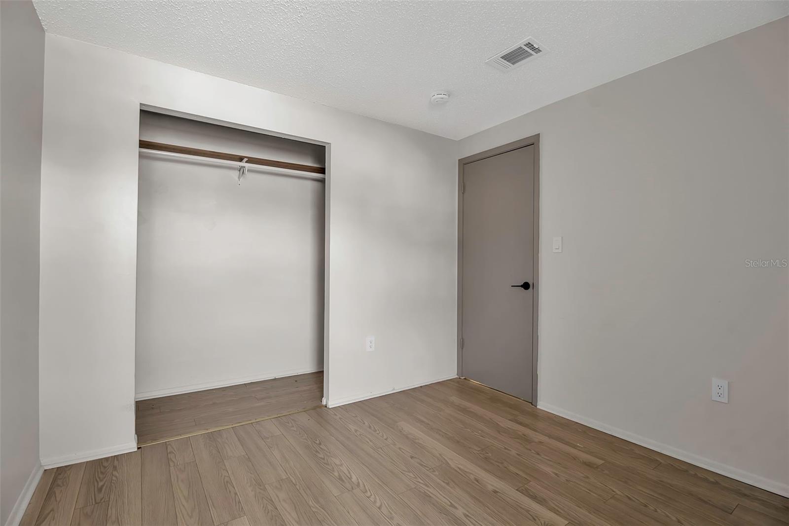 Image 28 of 43 For 3212 Ramblewood Drive N 3212