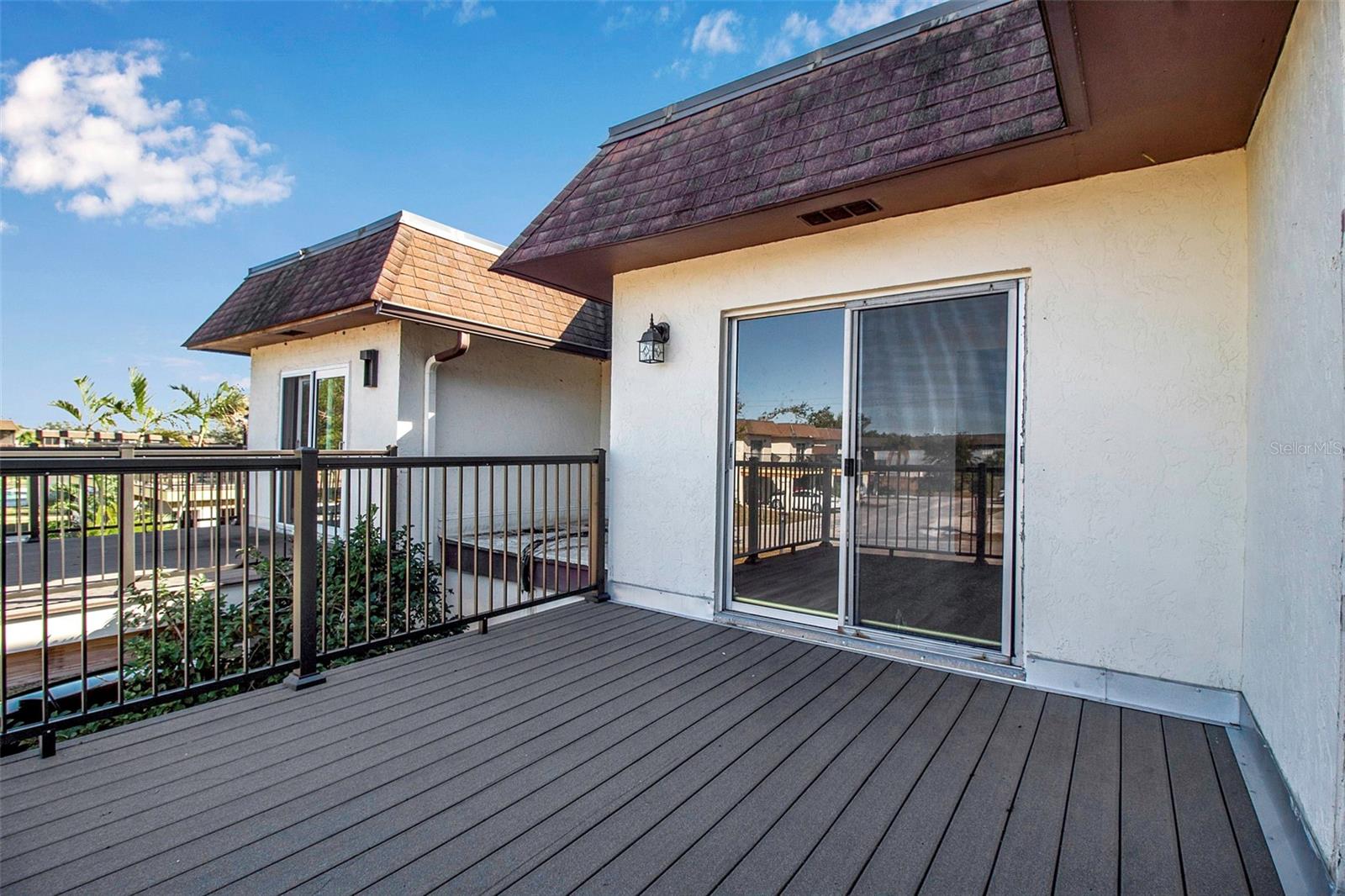 Image 37 of 43 For 3212 Ramblewood Drive N 3212