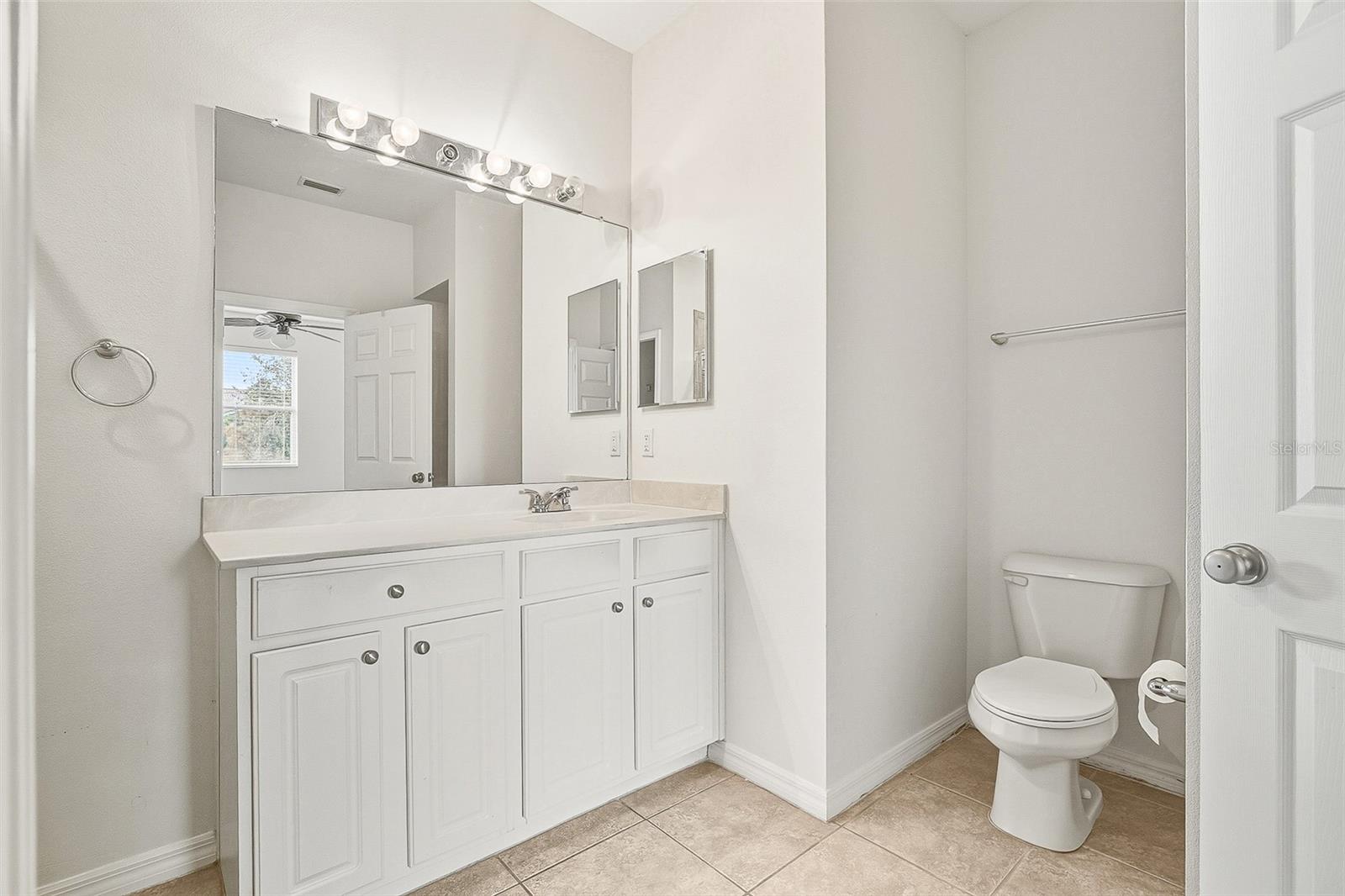 Image 29 of 37 For 7928 Limestone Lane 19-105