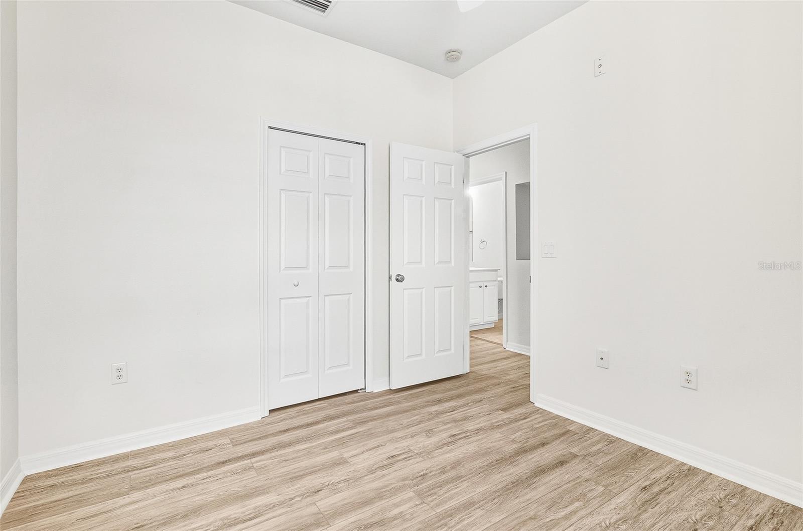 Image 36 of 37 For 7928 Limestone Lane 19-105