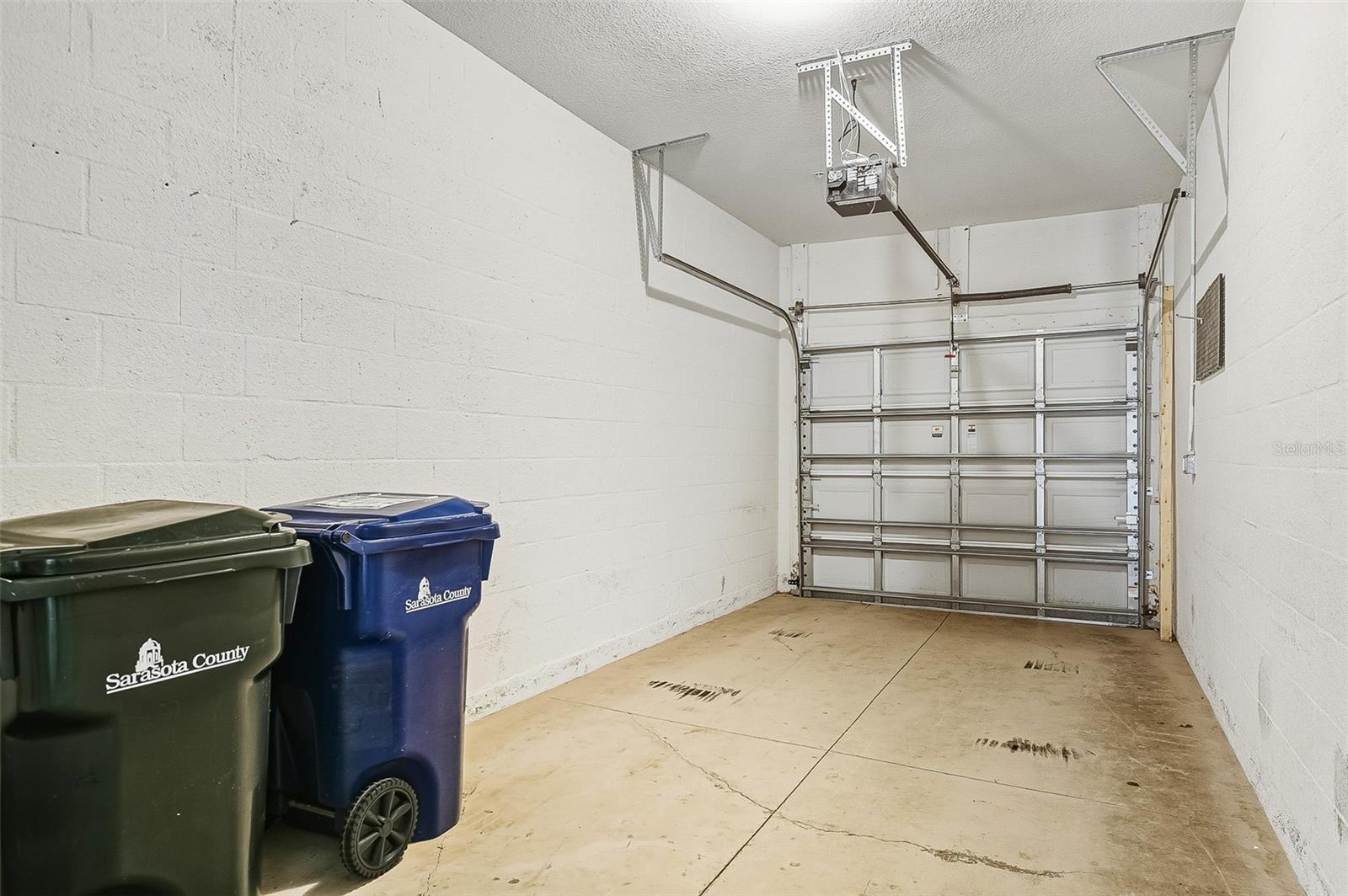 Image 37 of 37 For 7928 Limestone Lane 19-105