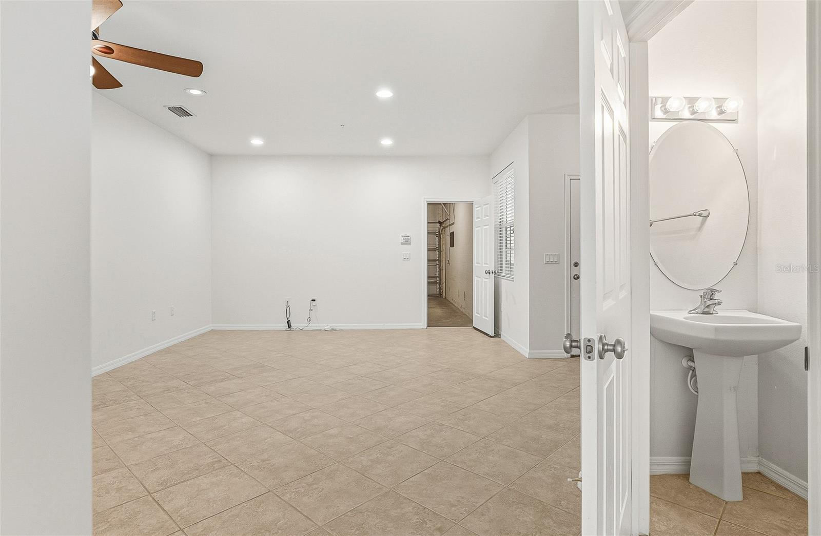 Image 8 of 37 For 7928 Limestone Lane 19-105