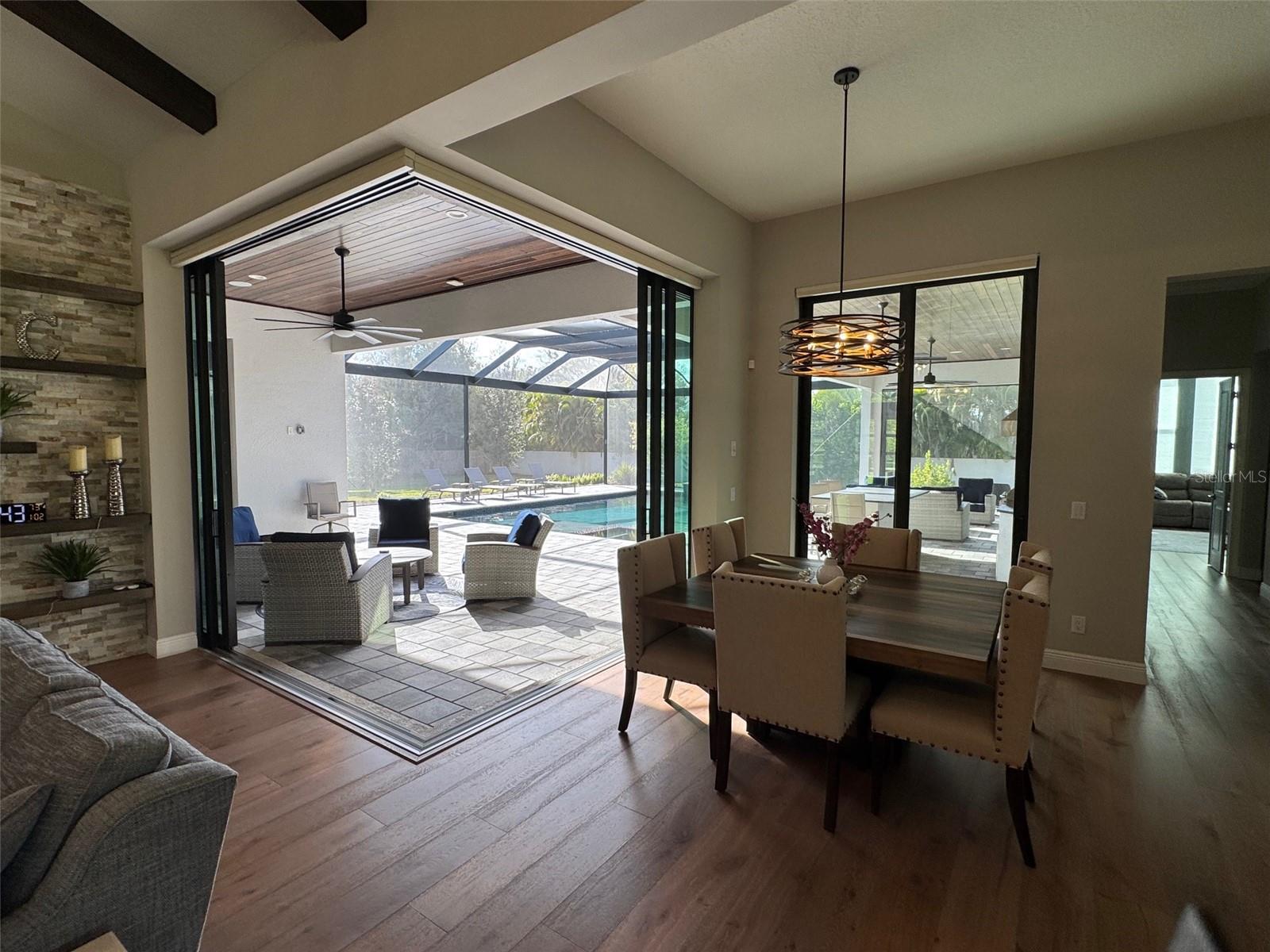 Image 27 of 85 For 3605 Beneva Oaks Circle