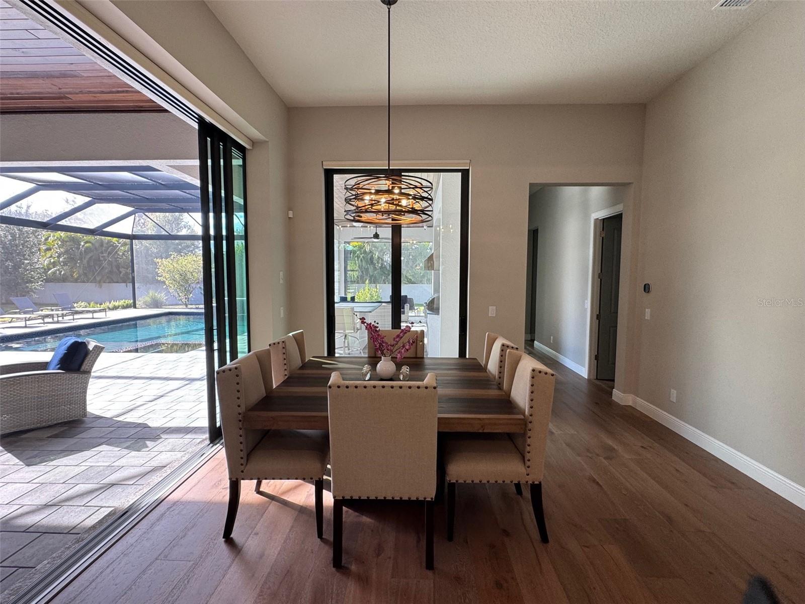 Image 28 of 85 For 3605 Beneva Oaks Circle