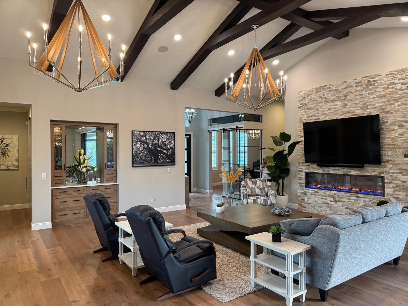 Image 33 of 85 For 3605 Beneva Oaks Circle