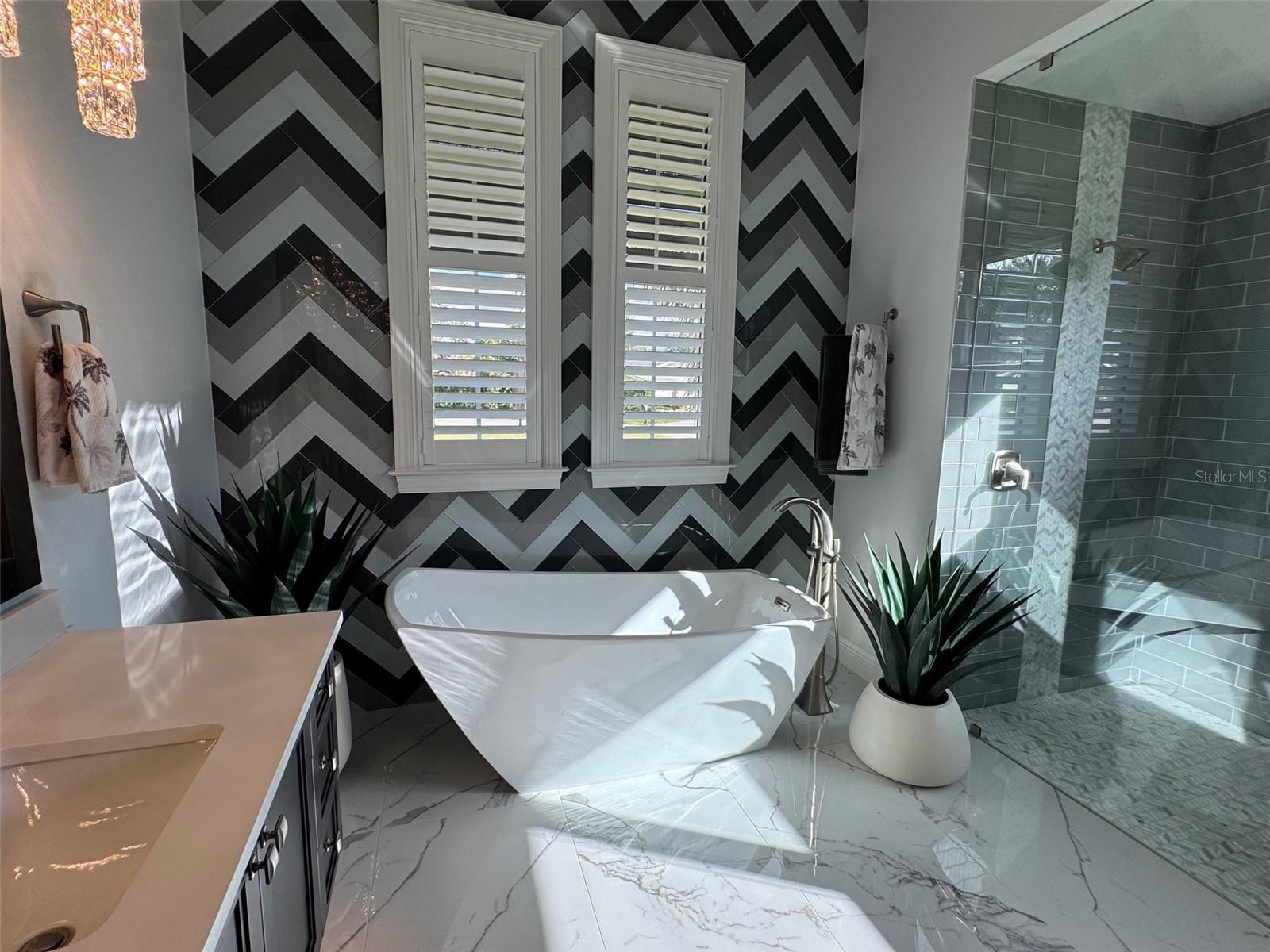 Image 60 of 85 For 3605 Beneva Oaks Circle