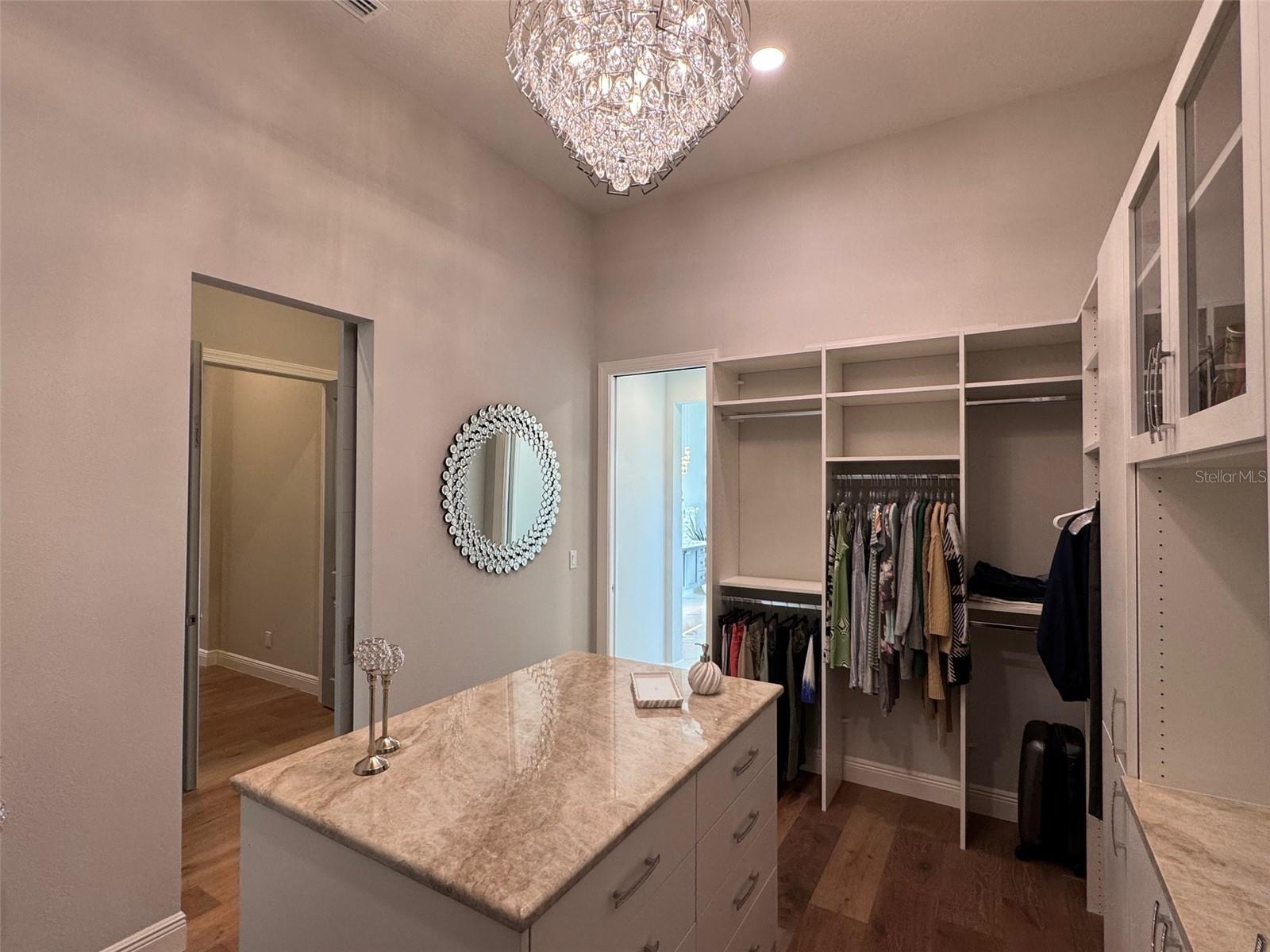 Image 66 of 85 For 3605 Beneva Oaks Circle