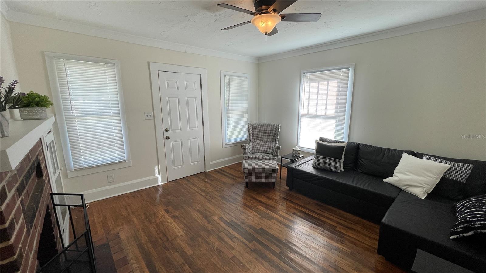 Image 3 of 22 For 3503 7th Avenue W A