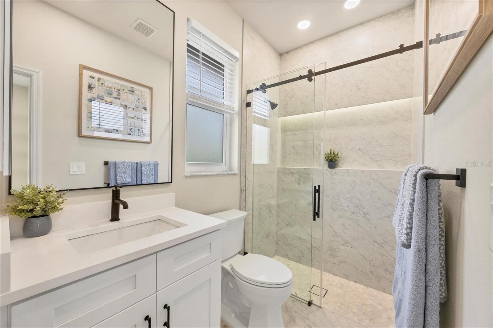 Image 26 of 65 For 8033 Fairhaven Glen