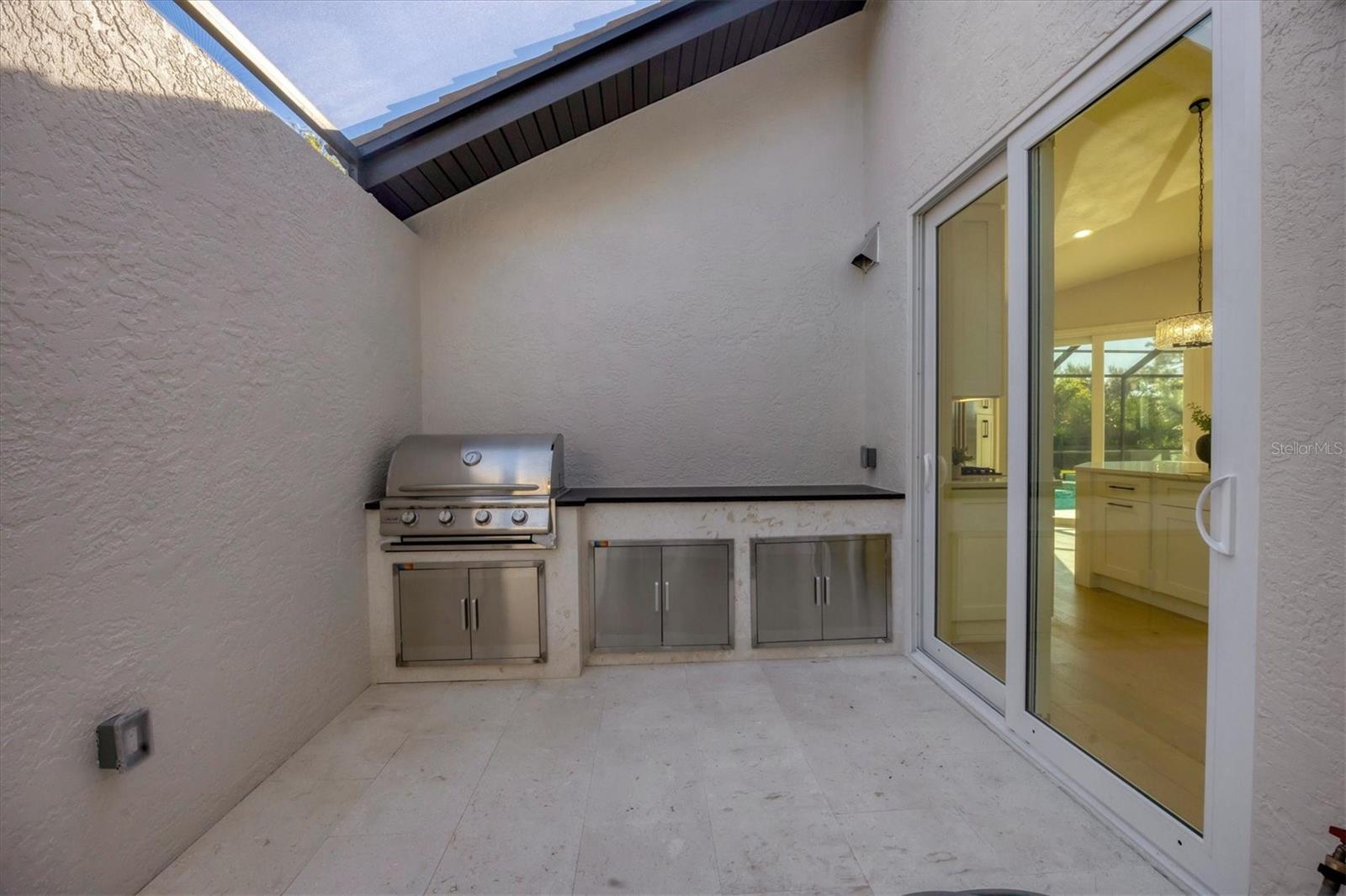 Image 31 of 65 For 8033 Fairhaven Glen