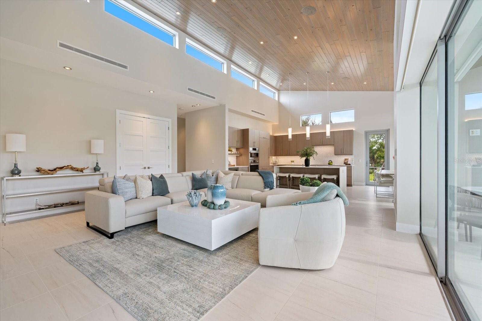 Listing photo id 53 for 590-600 De Narvaez