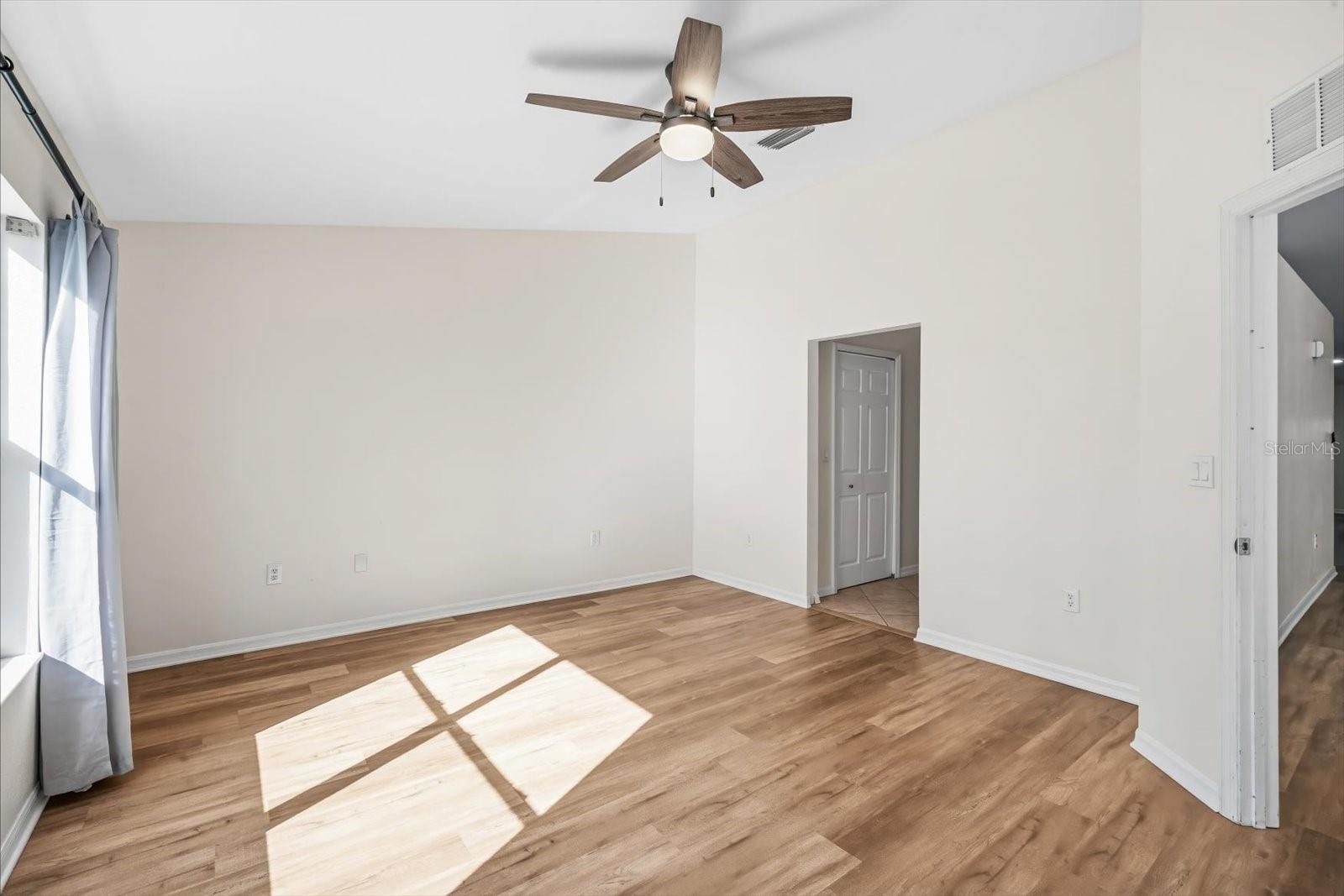 Image 13 of 38 For 1717 Hammocks Avenue 1717