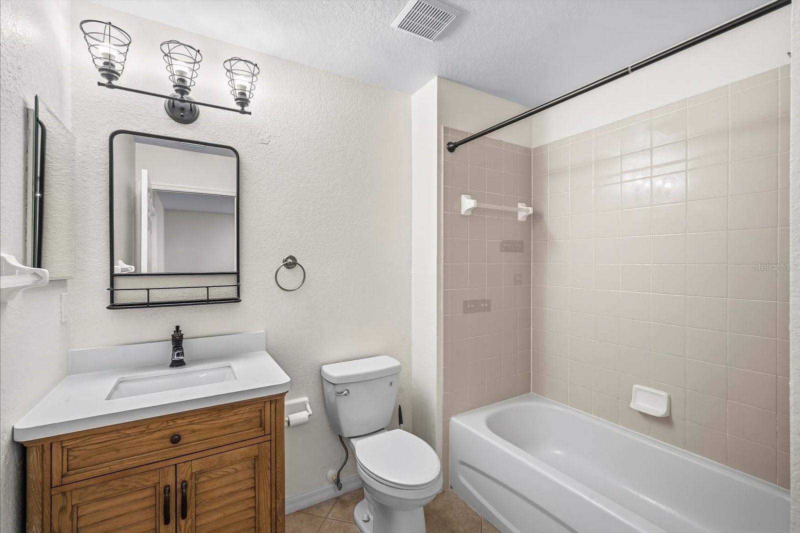 Image 23 of 38 For 1717 Hammocks Avenue 1717