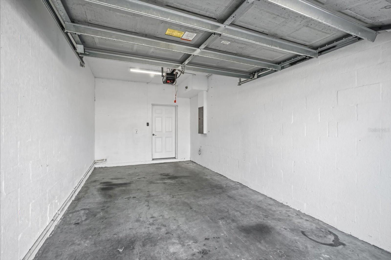 Image 25 of 38 For 1717 Hammocks Avenue 1717