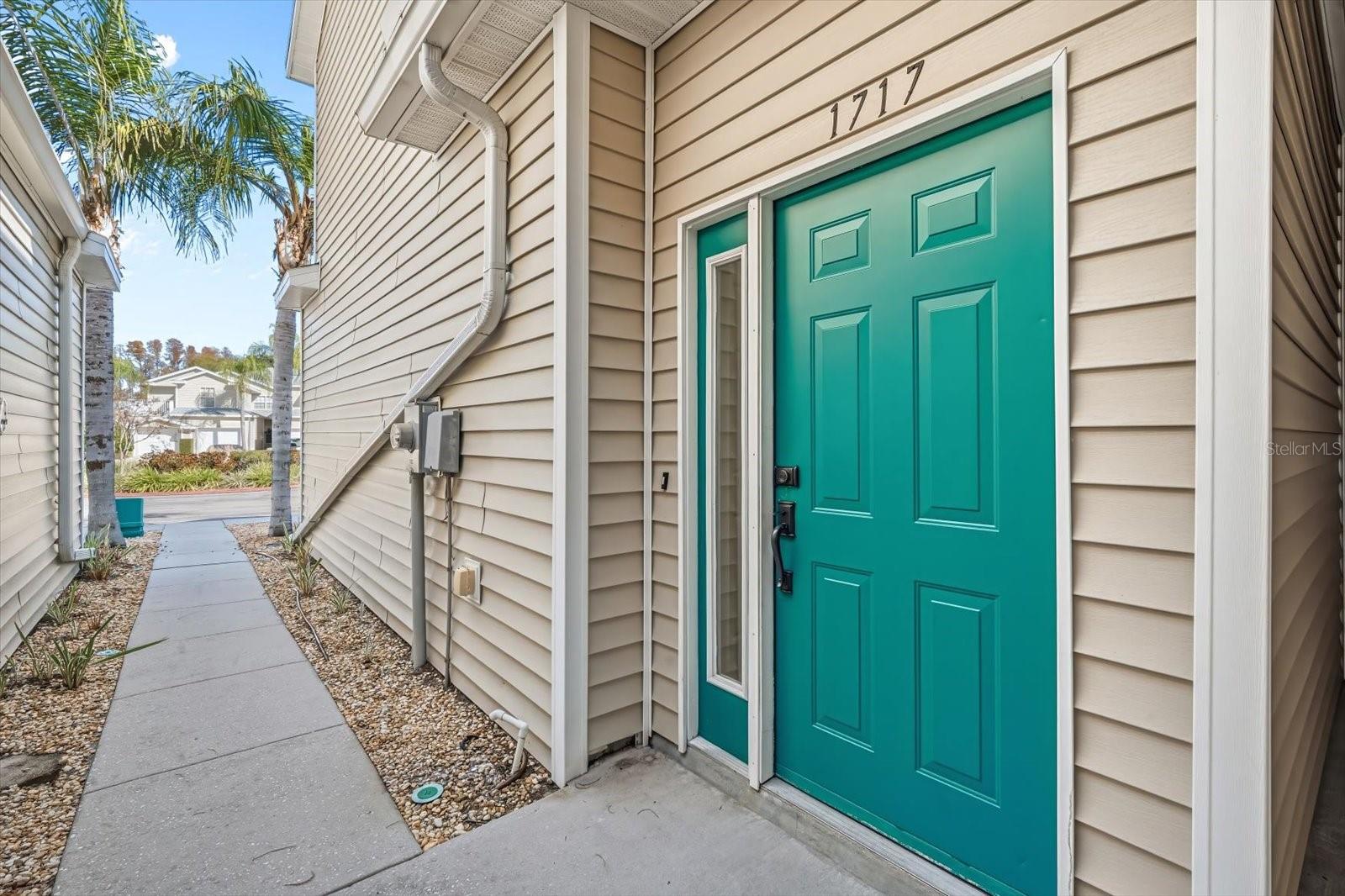 Image 4 of 38 For 1717 Hammocks Avenue 1717