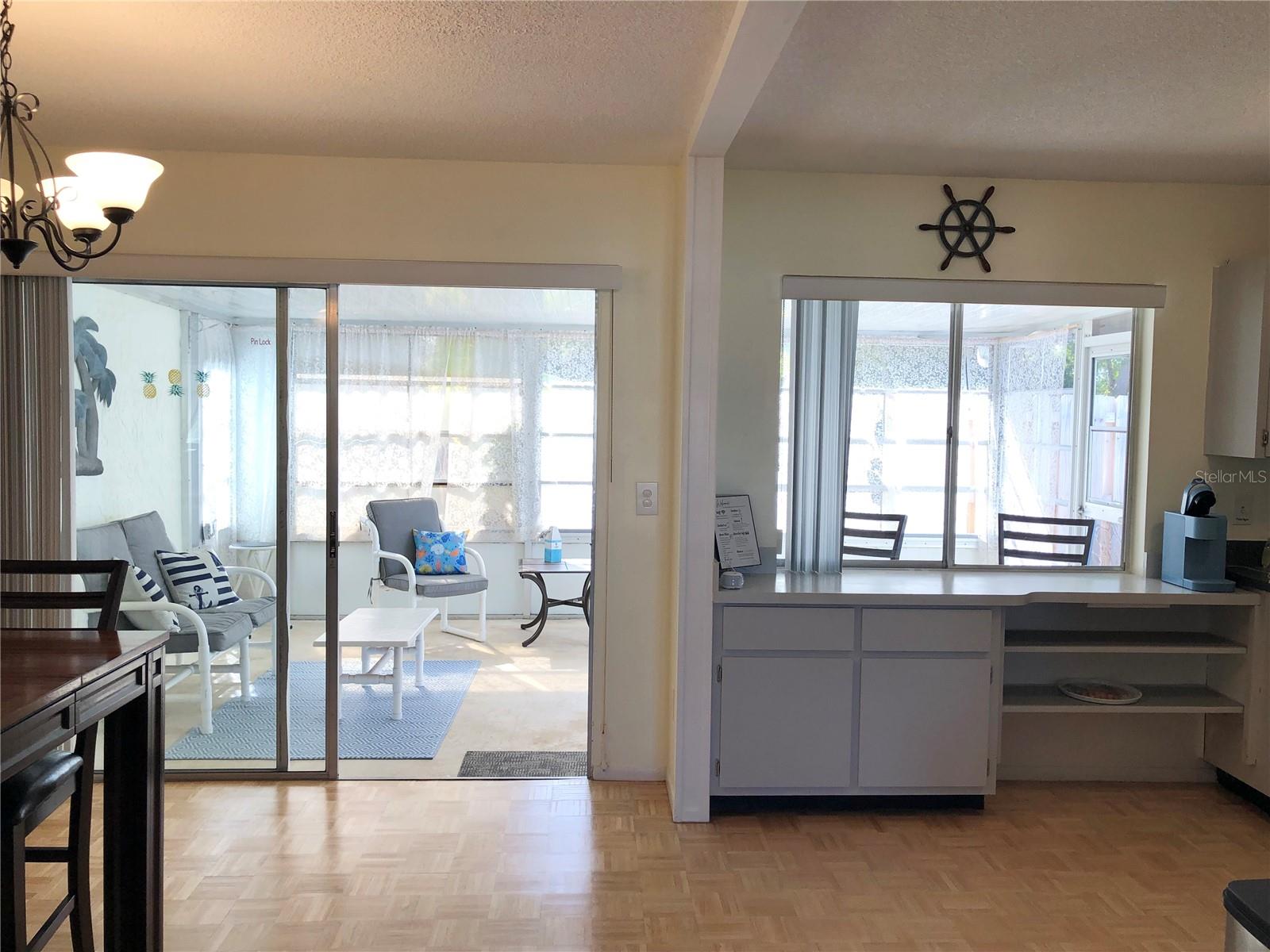 Image 18 of 24 For 119 Oldenburgh Court Ne