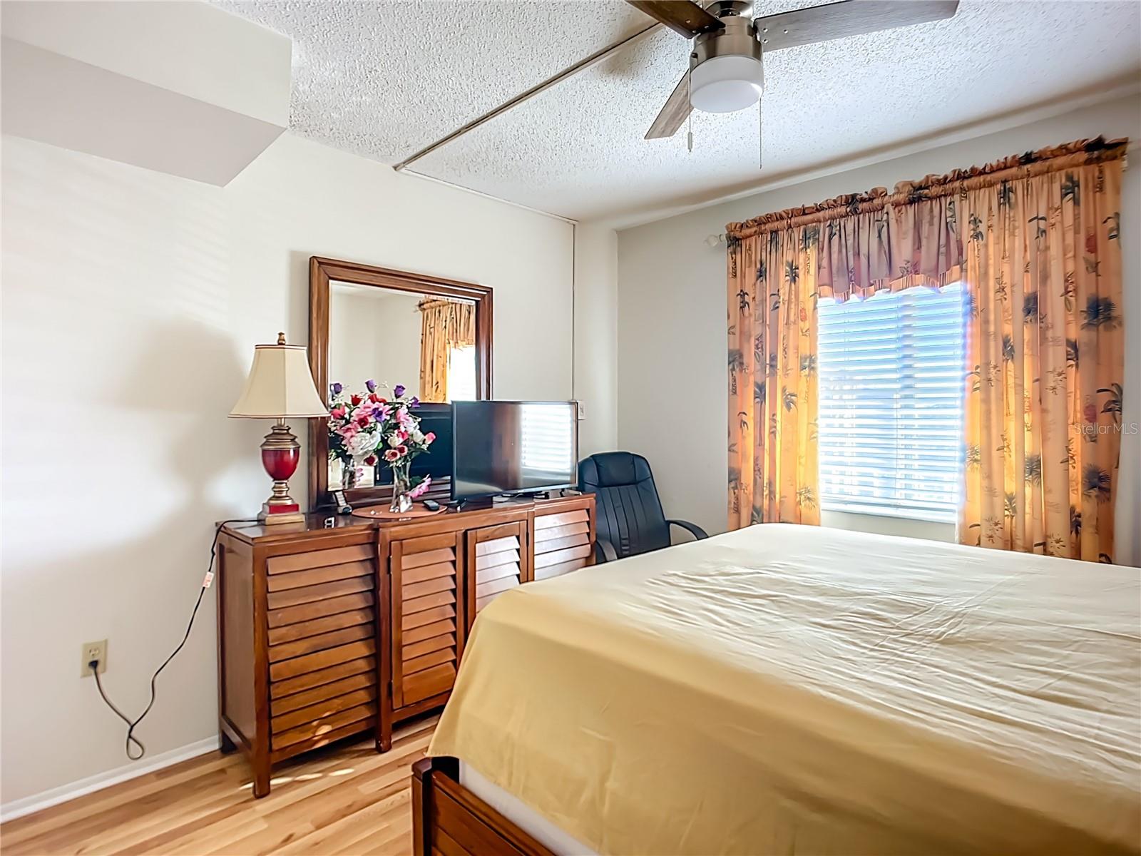 Image 17 of 33 For 3785 Lake Bayshore Drive H-405