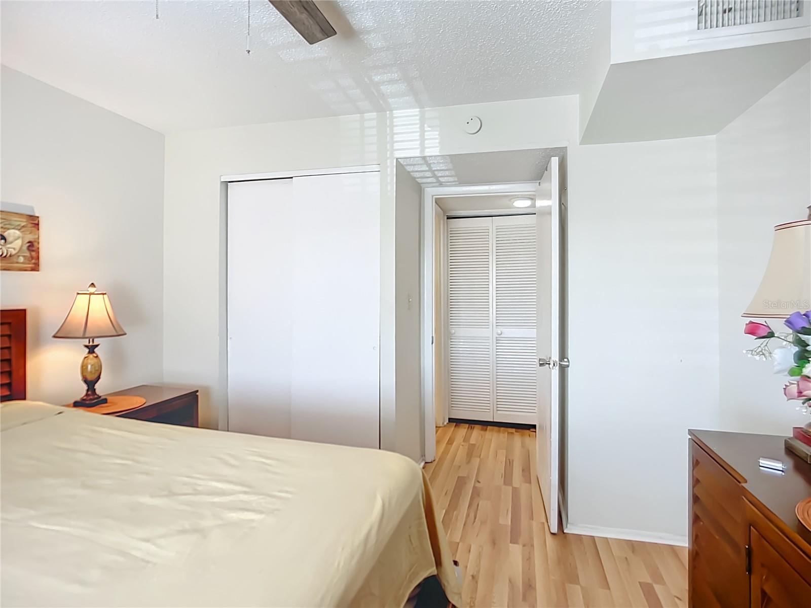 Image 18 of 33 For 3785 Lake Bayshore Drive H-405