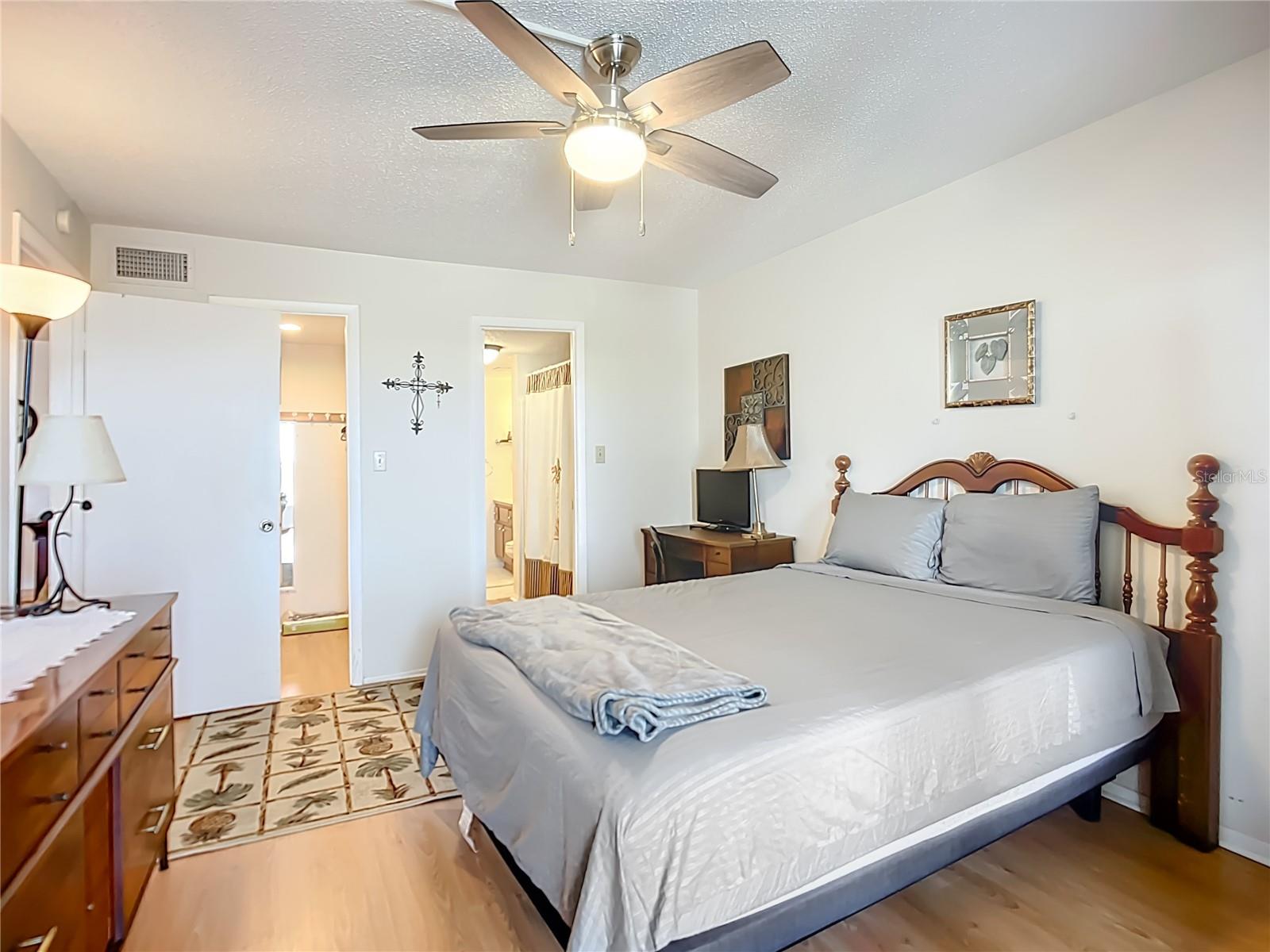 Image 22 of 33 For 3785 Lake Bayshore Drive H-405