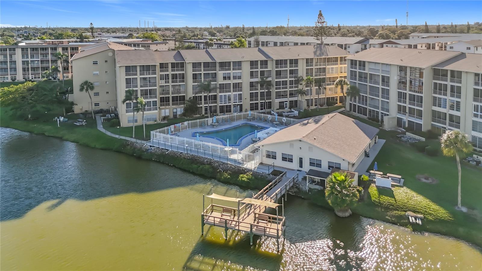 Image 31 of 33 For 3785 Lake Bayshore Drive H-405