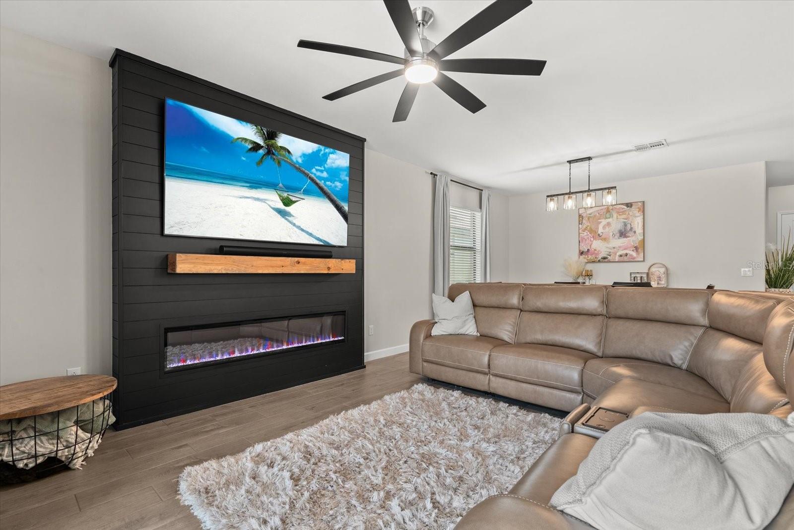 Image 23 of 64 For 5209 Blue Crush Street