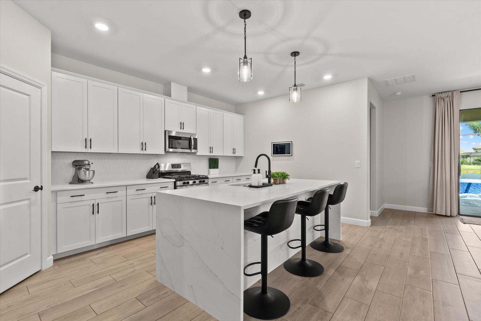 Image 5 of 64 For 5209 Blue Crush Street