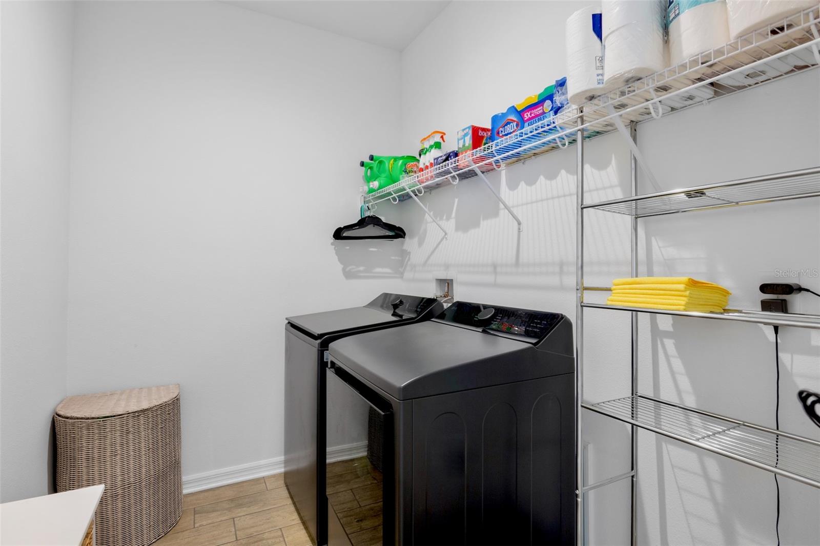 Image 23 of 31 For 8806 Windlass Cove