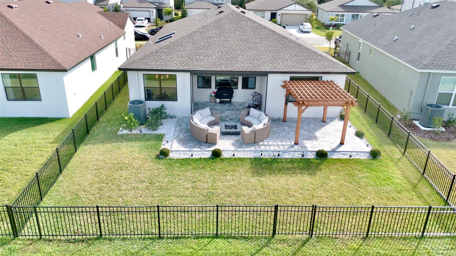 Image 27 of 31 For 8806 Windlass Cove