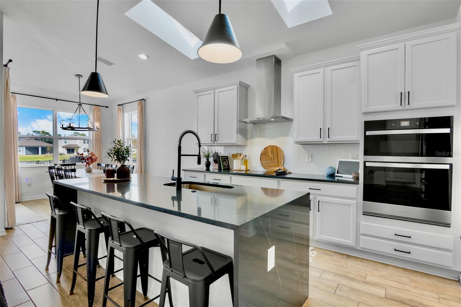 Image 5 of 31 For 8806 Windlass Cove