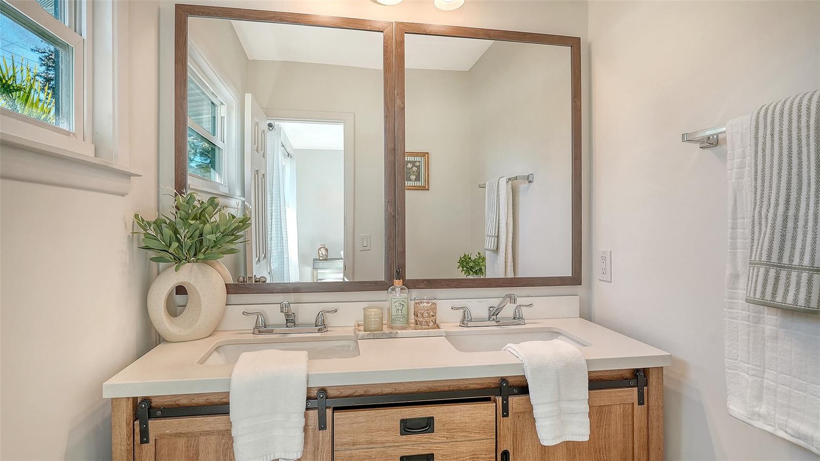 Image 20 of 38 For 209 Briggs Court