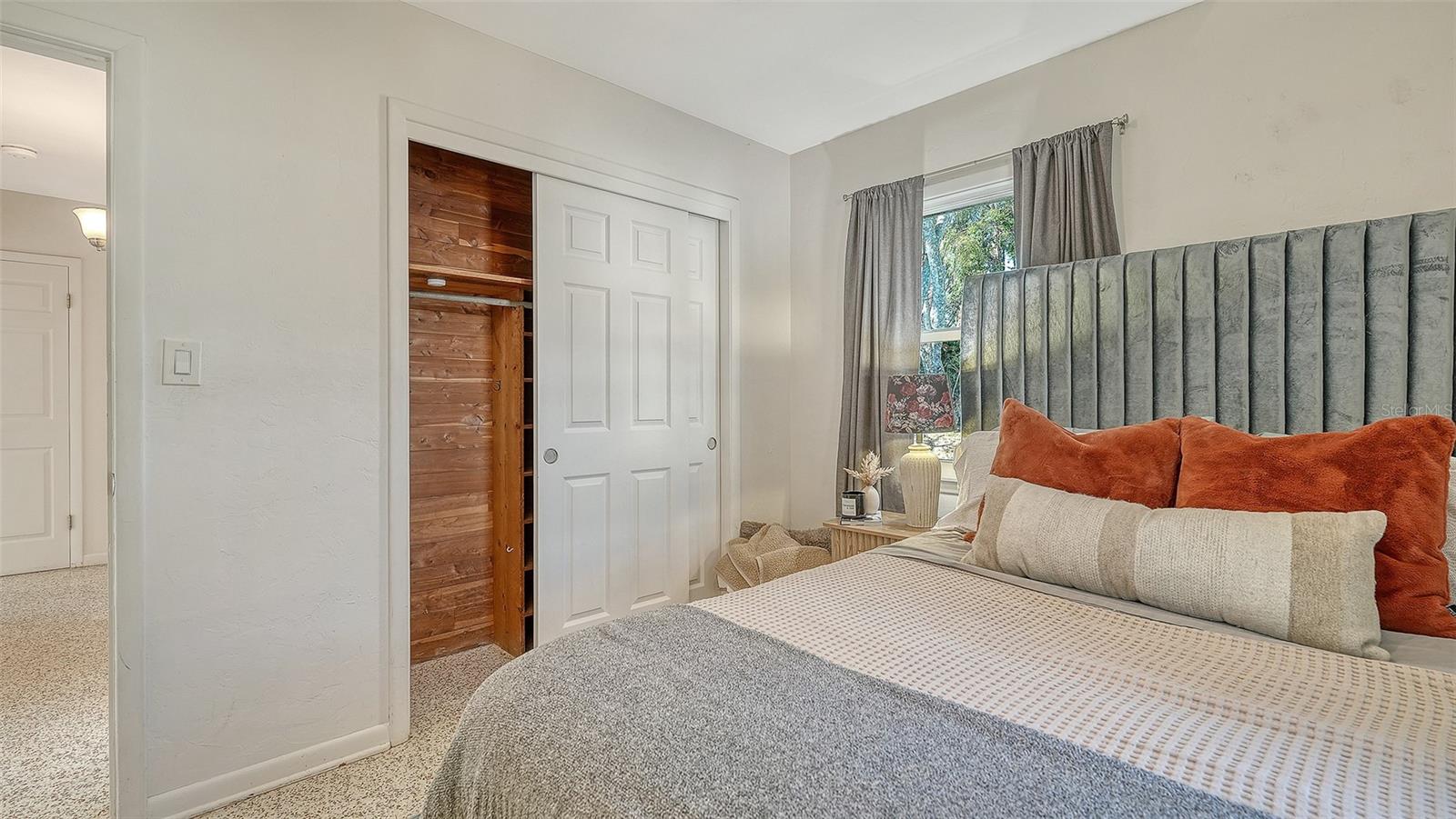 Image 23 of 38 For 209 Briggs Court