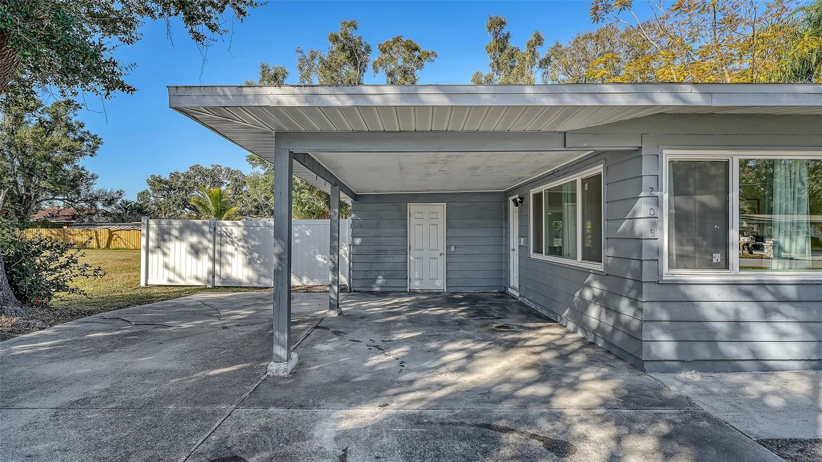 Image 3 of 38 For 209 Briggs Court